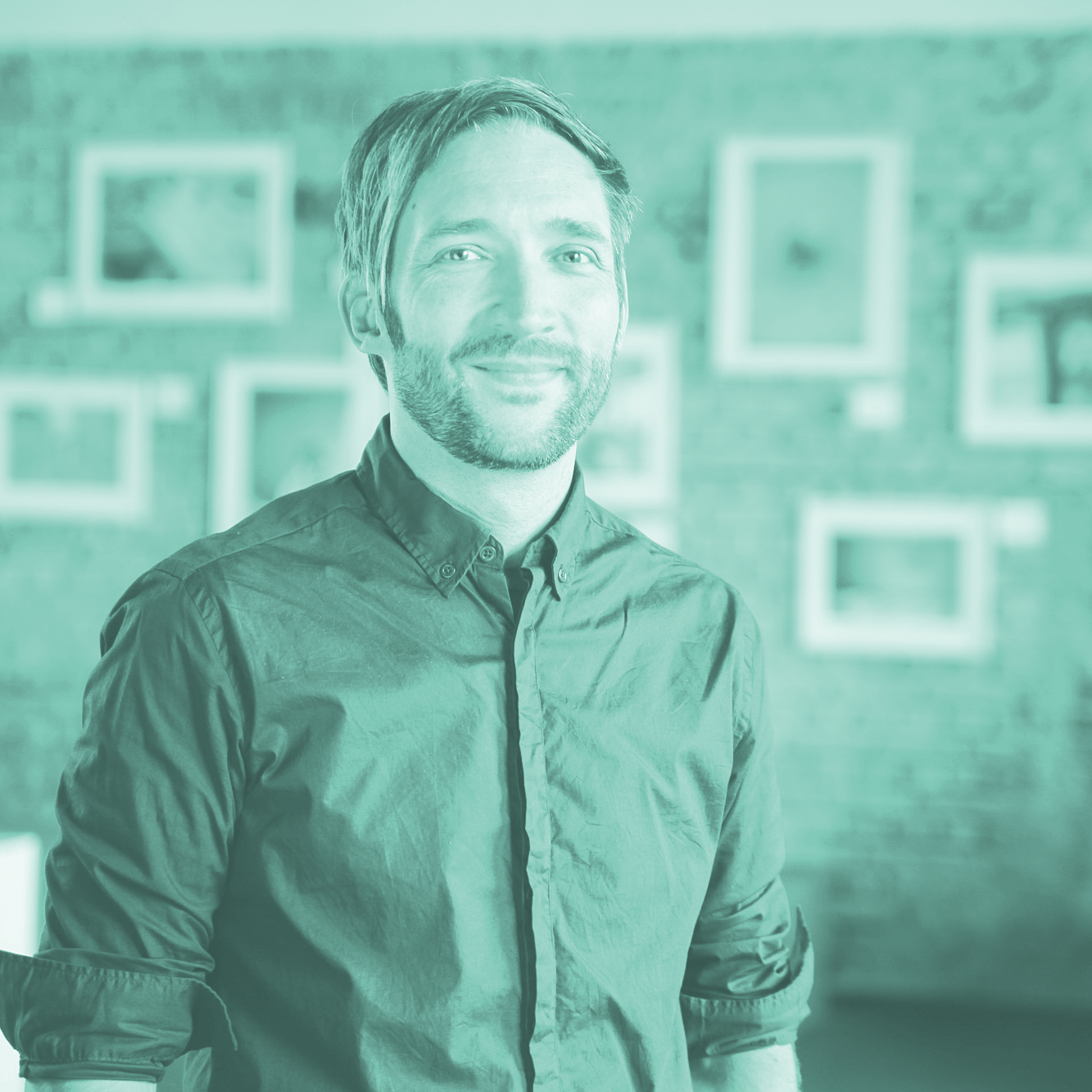 portrait_micha-schmidt_studio-komplementaer-3.png