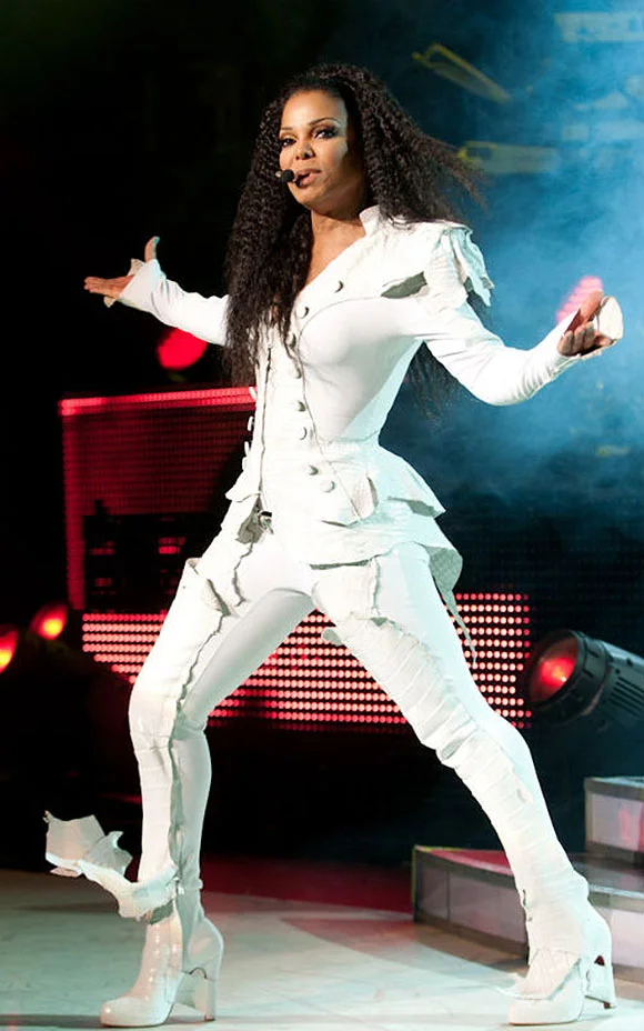 JANET JACKSON: Unbreakable World Tour