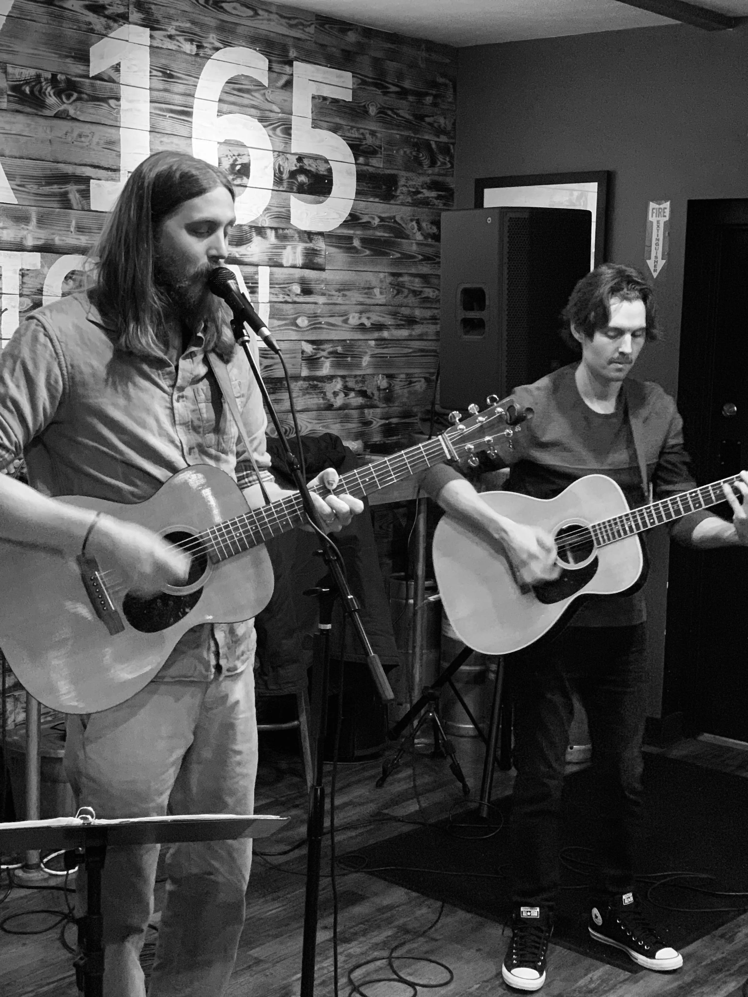 Live Music with Hit &amp; Run Acoustic