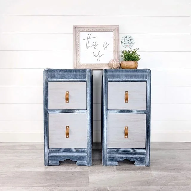 Just because I think these two cuties deserve a full front picture and a couple of close ups 😊. I used clear glaze from @fusionmineralpaint to make my own glaze color. I&rsquo;m hooked! I&rsquo;ll be making more unique combinations from now on. &bul