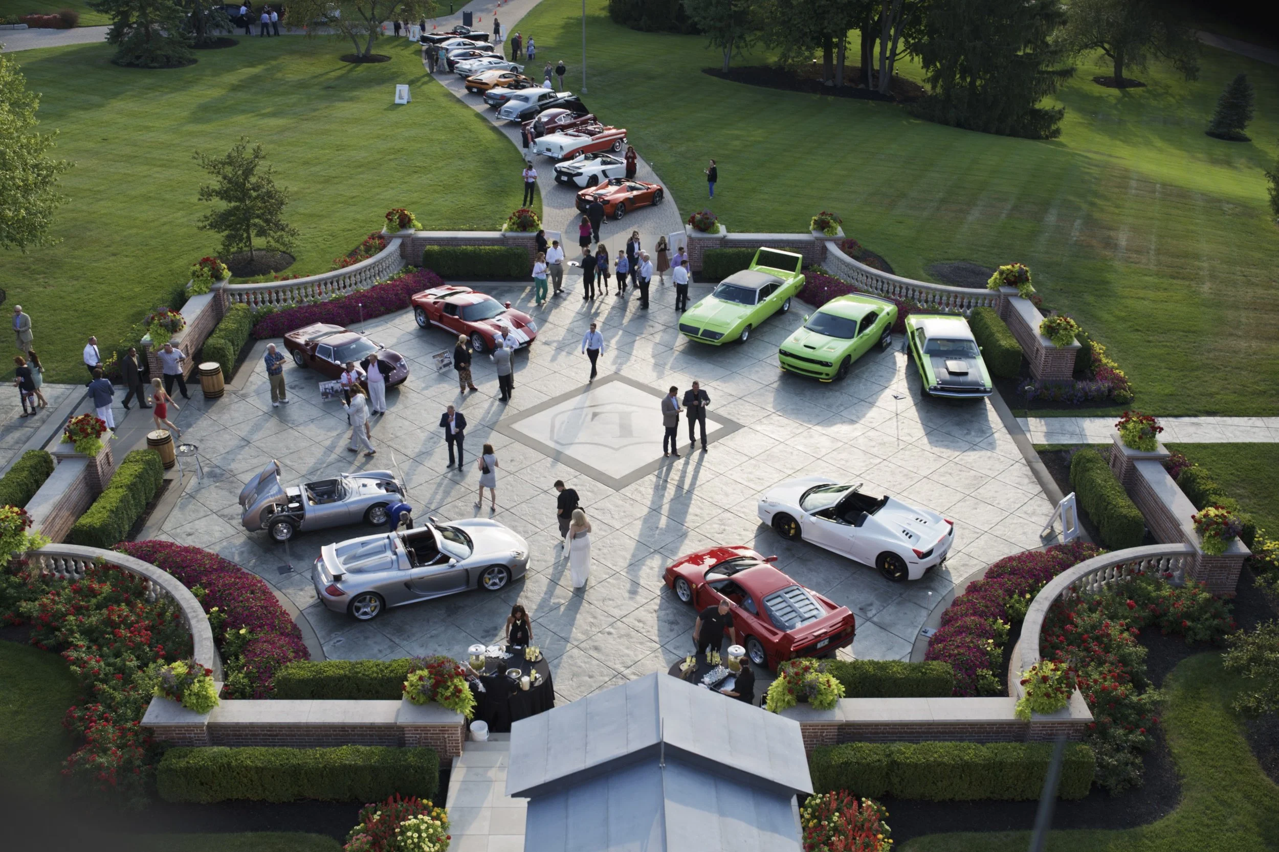 Don't Miss the cars