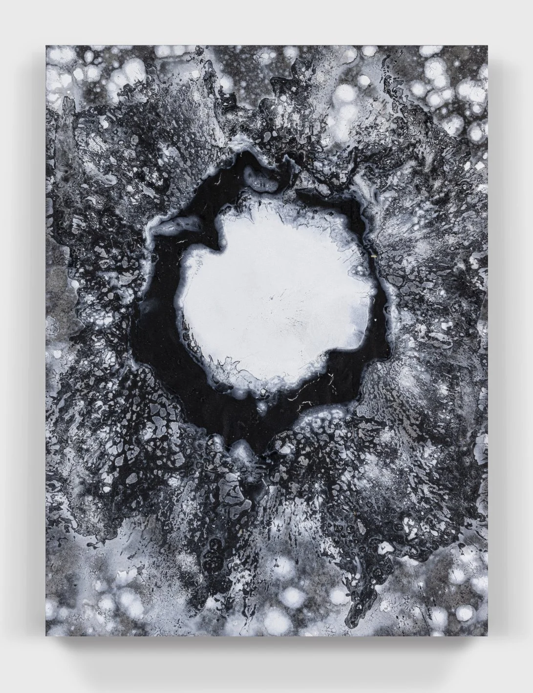   Painting#35,  2021   
Oil paint, acrylic enamel, and archival paper on a wooden panel.  (17.5 x 23.5 x 1.75 In) 