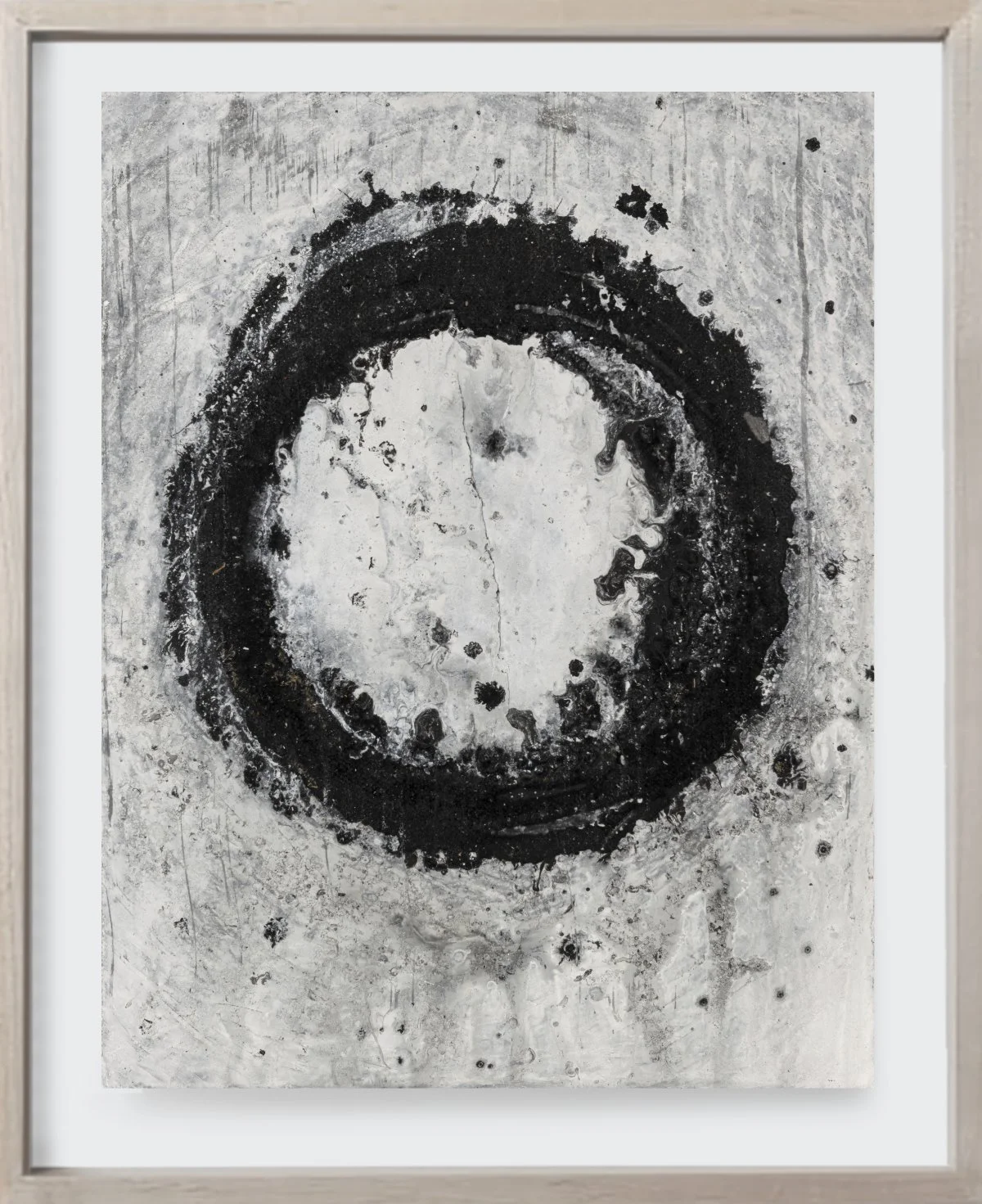   On-Paper Mini#16, 2021   
Enamel paint & charcoal, on archival paper. on archival paper. (8.5 x 11 )   Unframed 