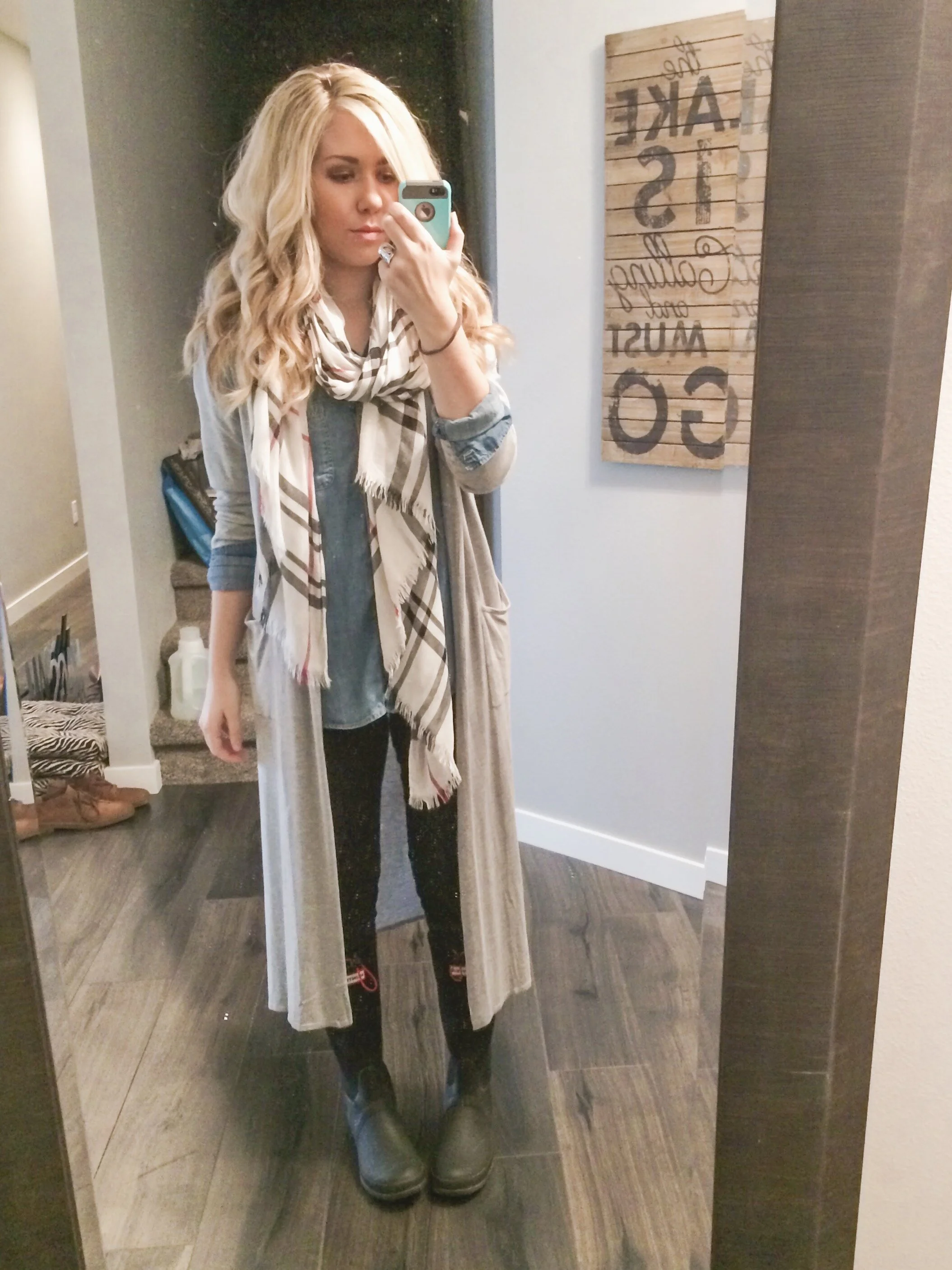 cool maternity outfits