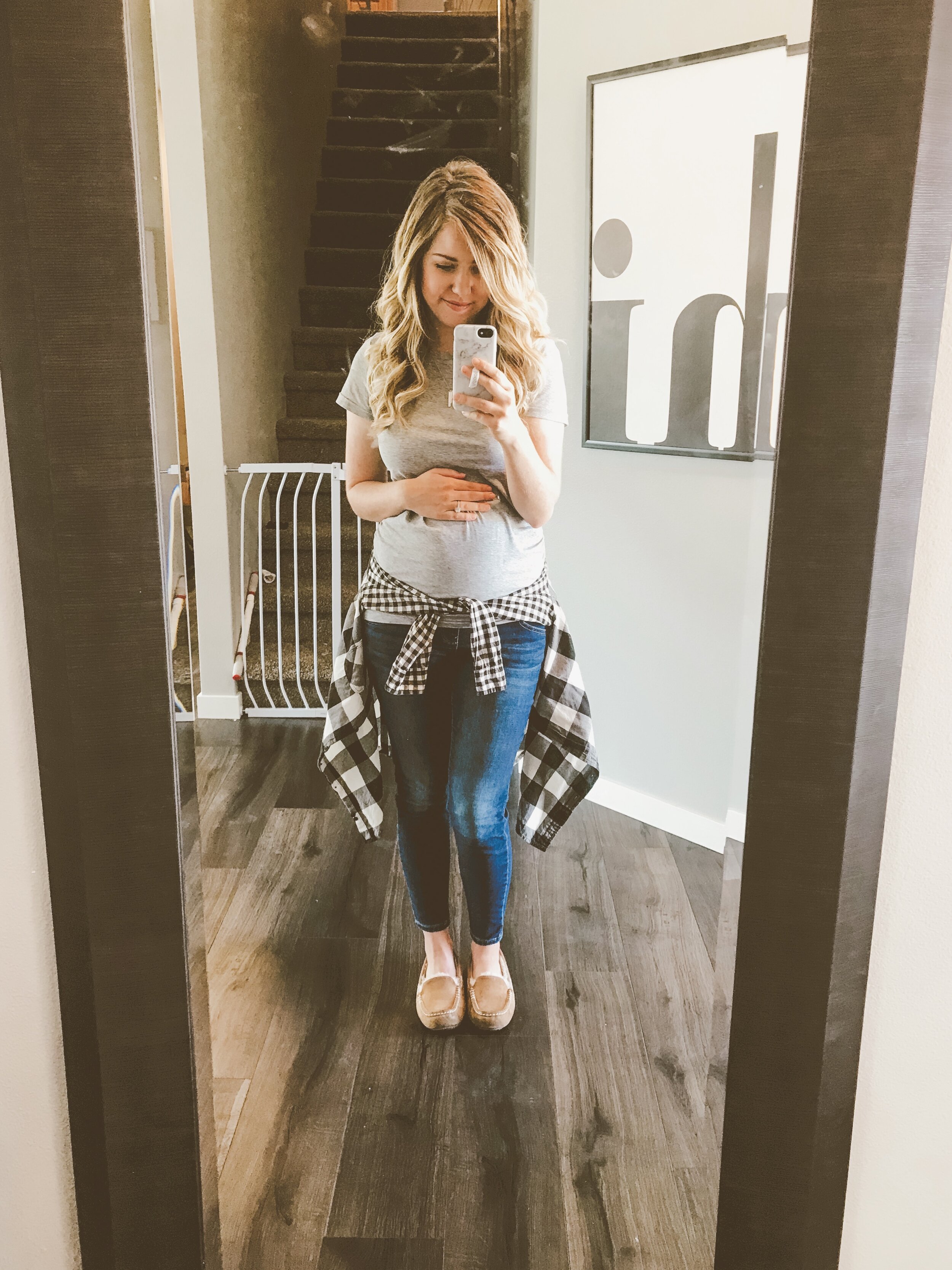 Best First Trimester Maternity Clothes & How to Style Them