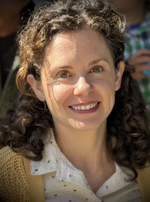 Anna Katz, Writer & Editor - Anna Katz