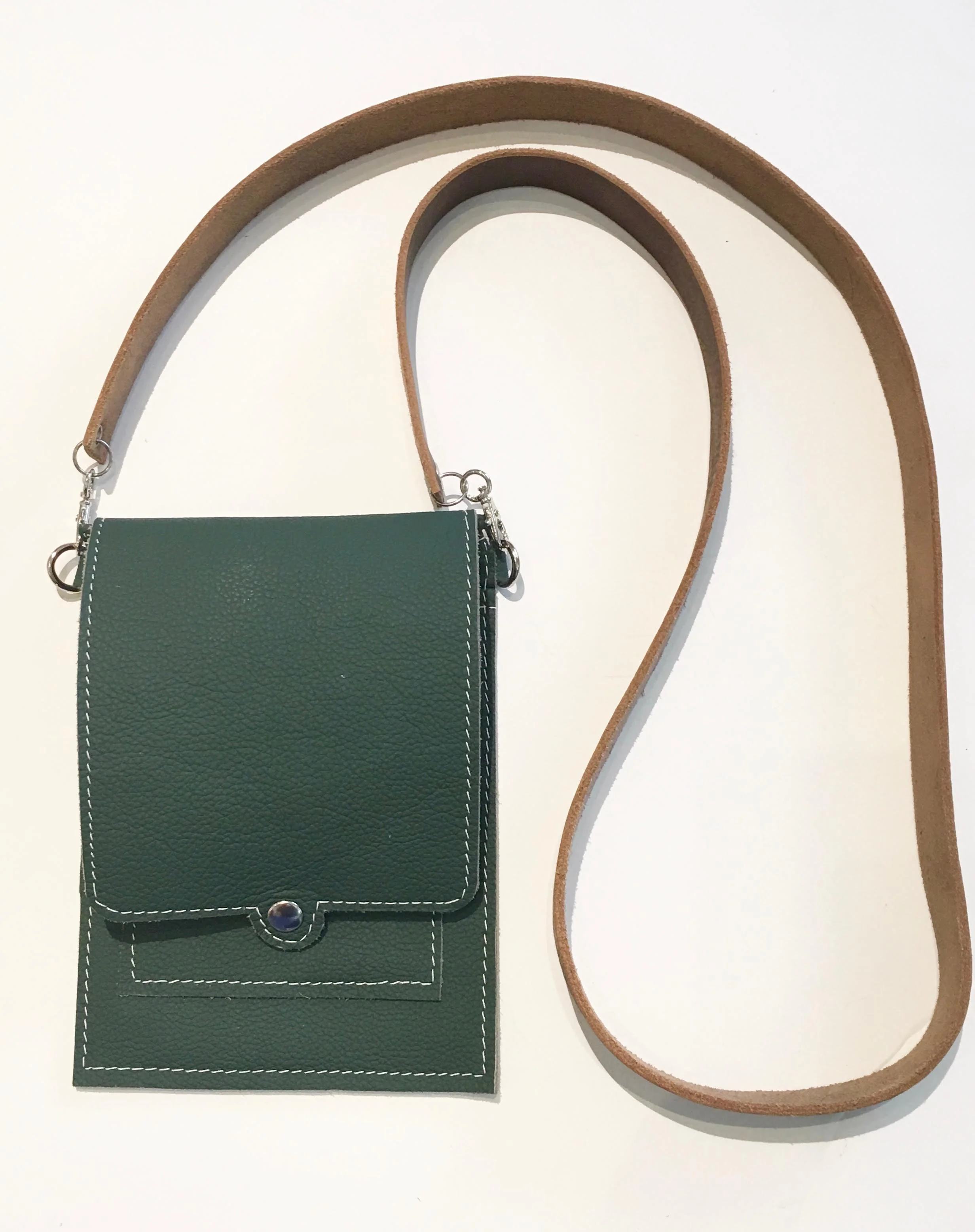 Green cowhide bag with 2 inside pockets and 2 pockets for business cards. &178..jpg