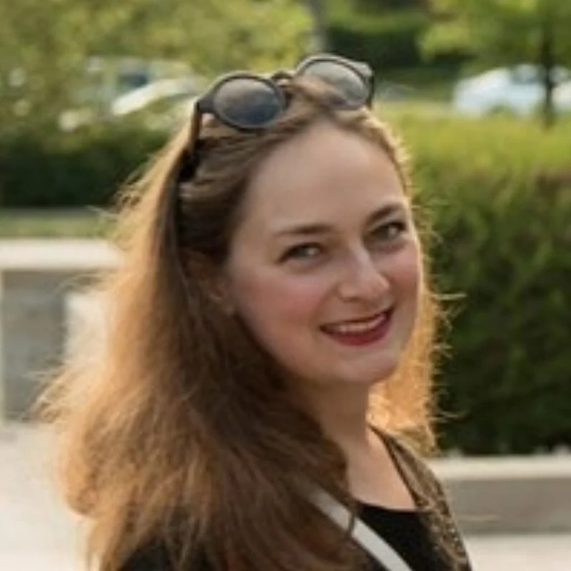 Isabel Robertson Isabel is an audio producer and researcher. She has worked as the curatorial coordinator for ACLU 100, helping to research and plan the ACLU's centennial exhibition project. She has also worked on National Public Radio's Wait, Wait...Don't Tell Me! and The Intercept’s Murderville, GA . www.isabelrobertson.com