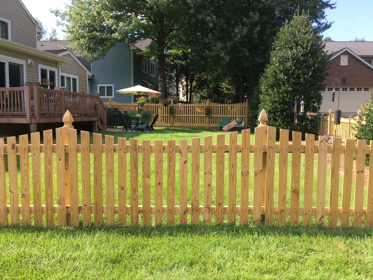 Mt. Vernon Dip with Colonial French Gothic Posts 