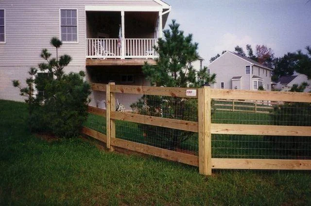 3 Board Paddock