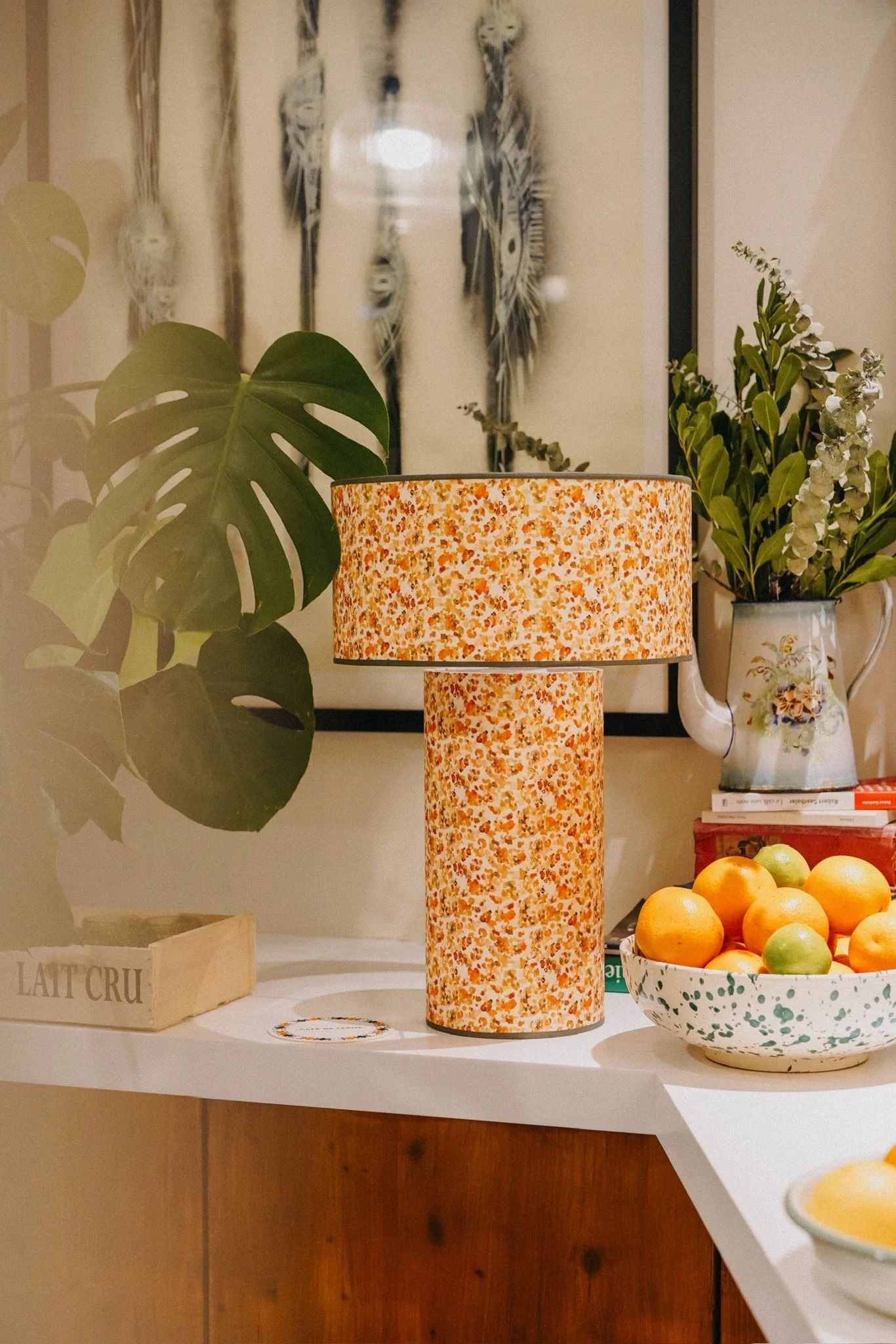 OCTAVEO – Lampe à poser fleurie