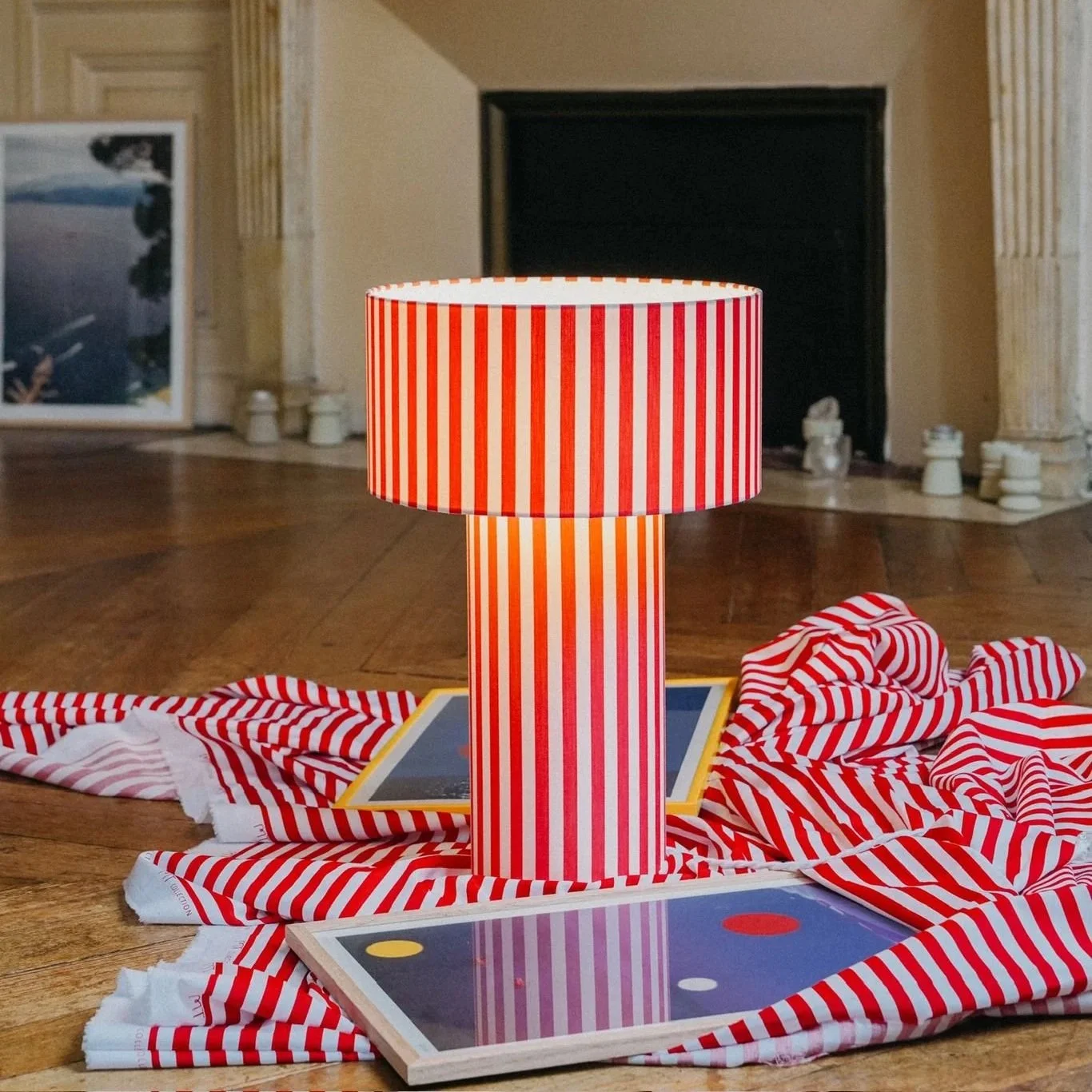 OCTAVEO - Lampe rayures rouges et blanches