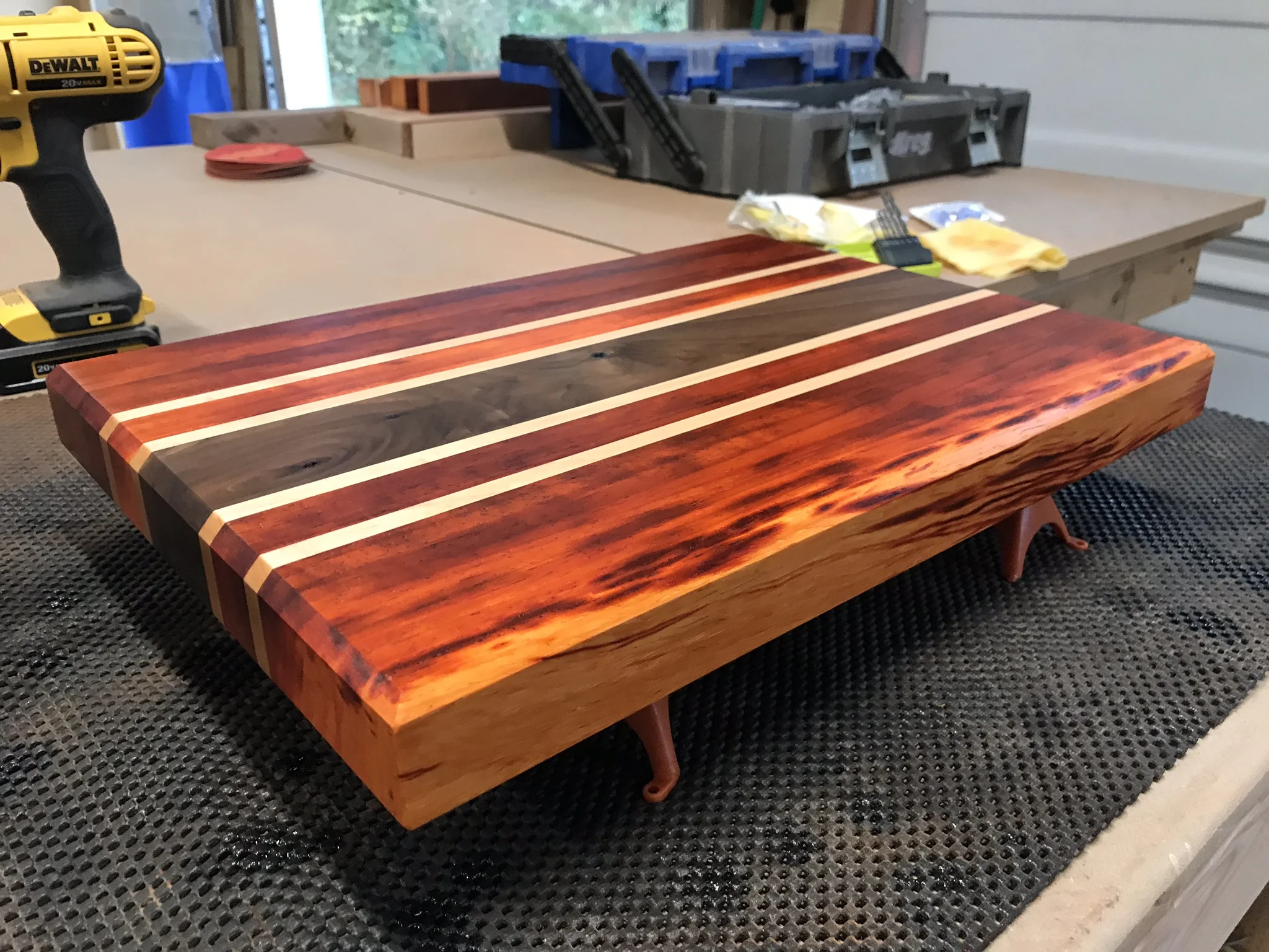 Padauk_Maple_walnut_CuttingBoard_FinishedISO2.jpeg