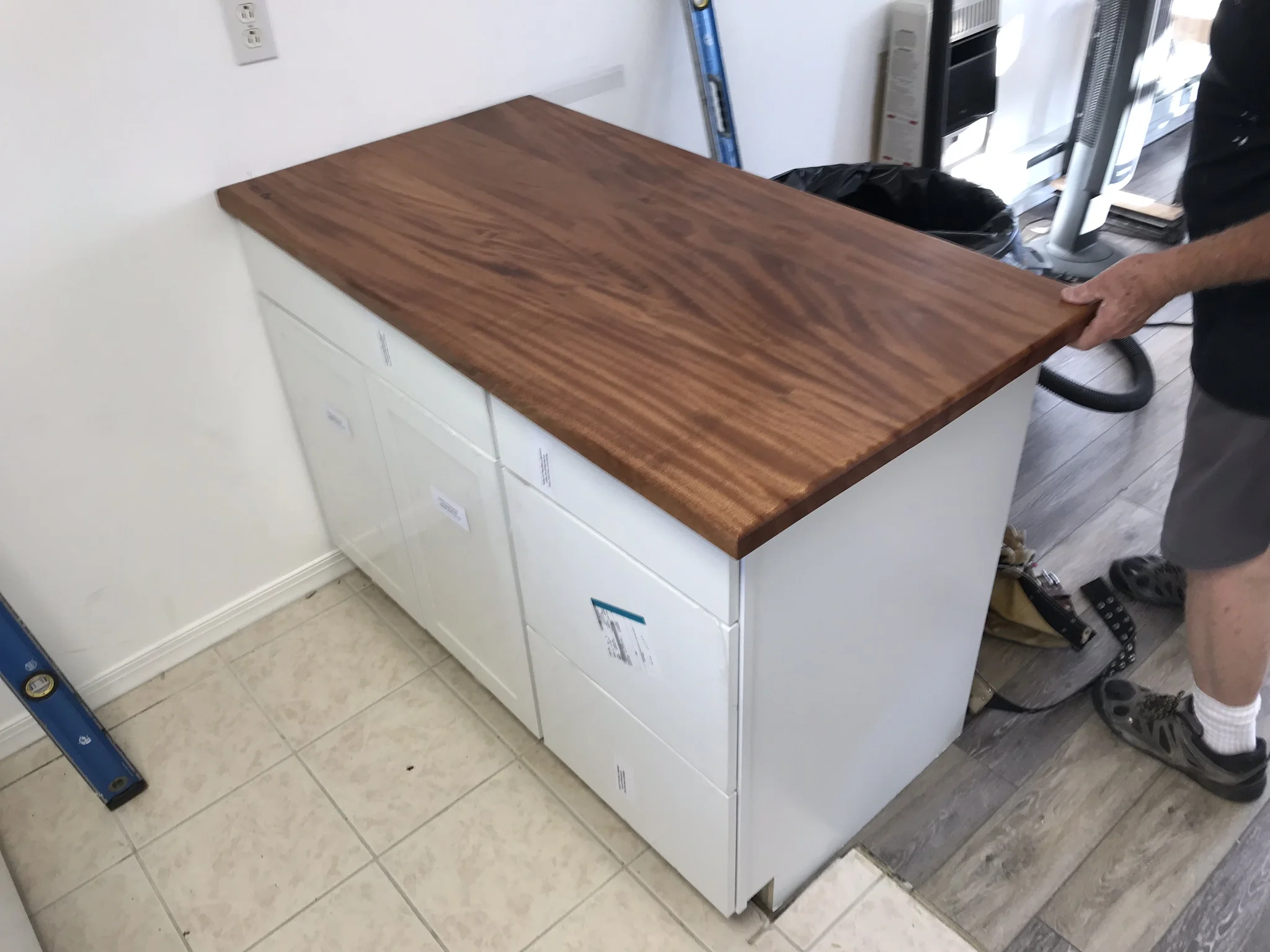 Mahogany Countertops_Peninsula Installed_1.jpg