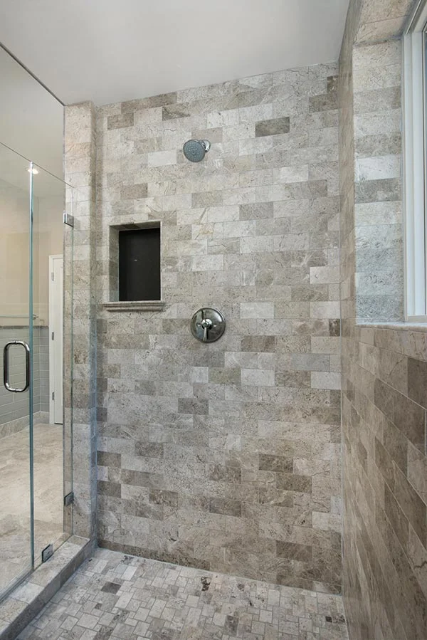 master_bath1.jpg