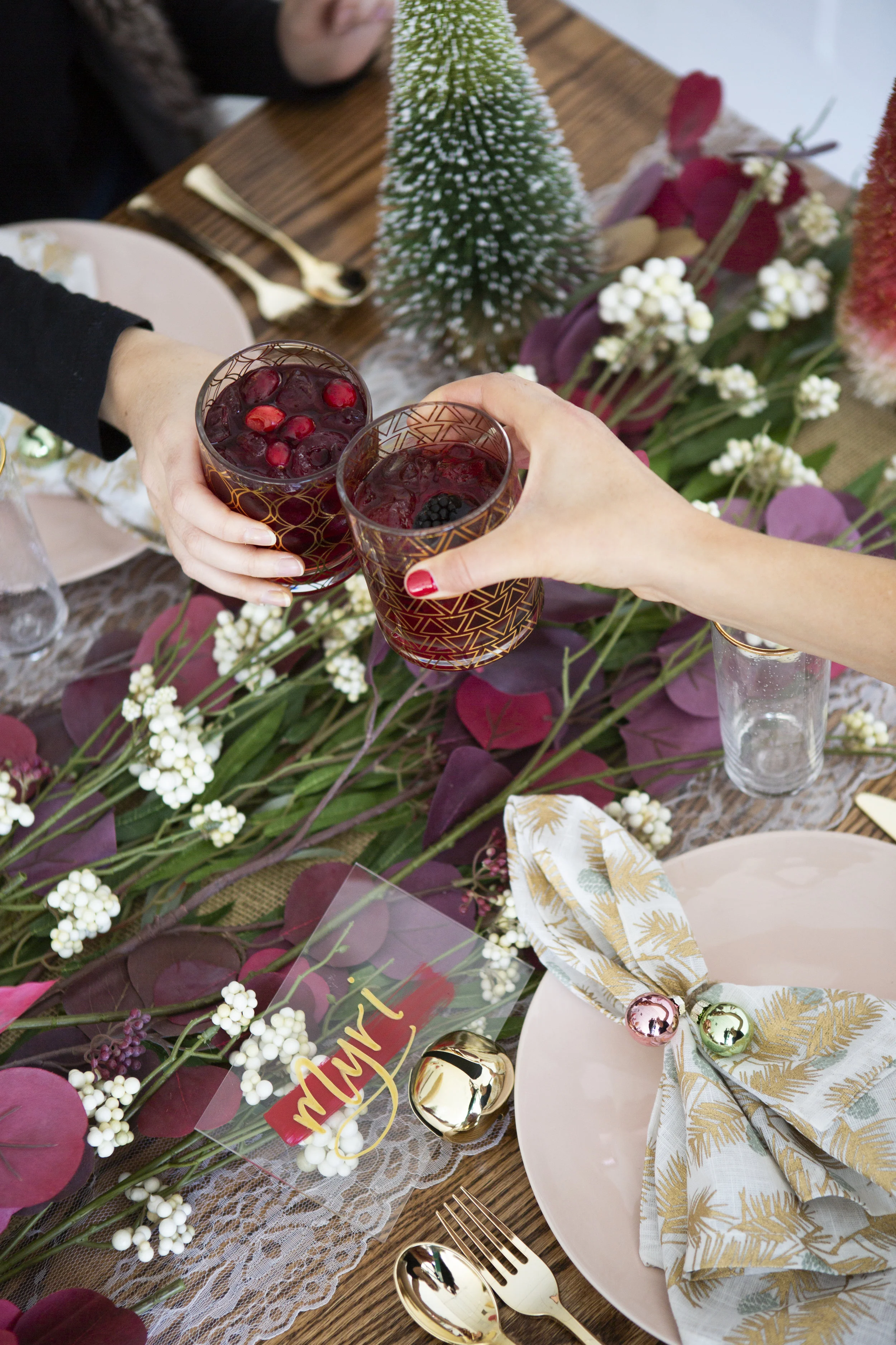 Christmas Dinner Table 