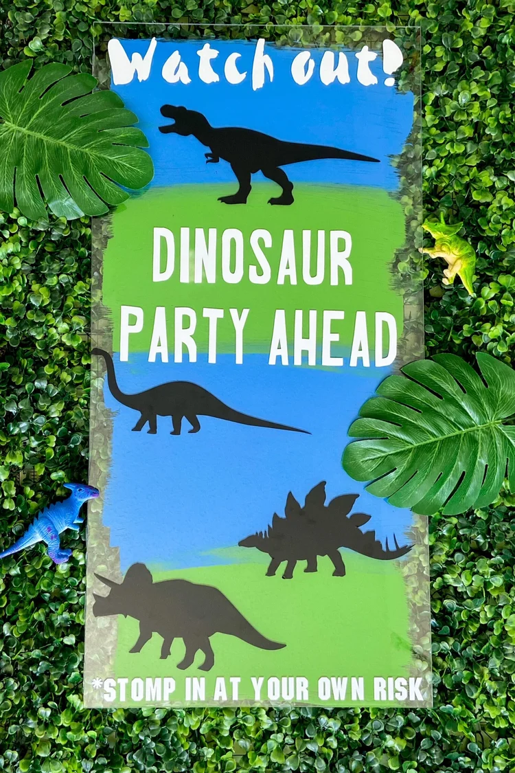 DIY Dinosaur Party Welcome Sign — Fun and confetti diy-dinosaur-party-welcome-sign-fun-and-confetti