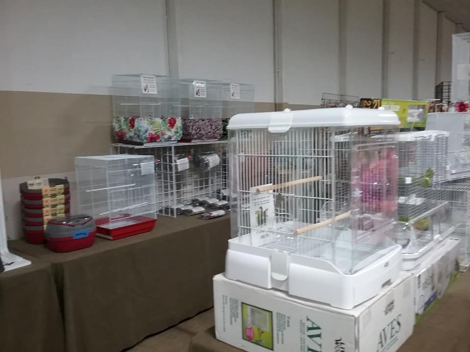 maebs bird fair 2018 cages.jpg