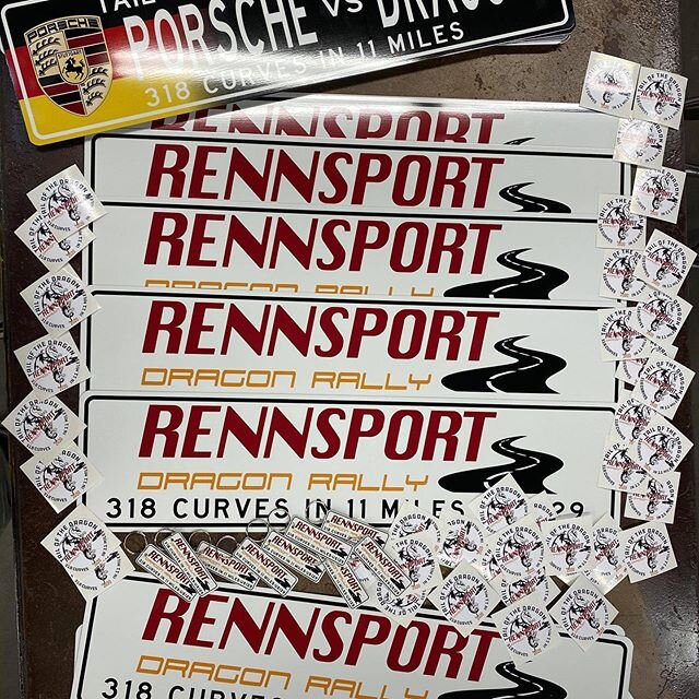 The @officialtailofthedragon store has some special swag for our RDR group! Stop by and get your keychains and road signs!