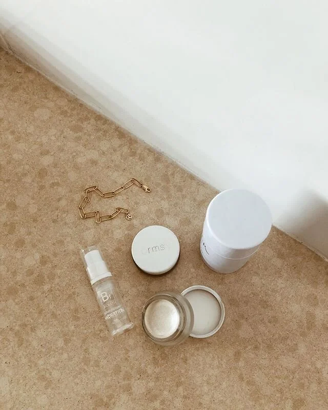 〰️ Do you look at the ingredients on your skincare? On your food? What you put in and on your body has a huge effect on your health. ⠀⠀⠀⠀⠀⠀⠀⠀⠀
6 years ago I decided to remove sugar from my diet for a month and after reading the labels I was horrified