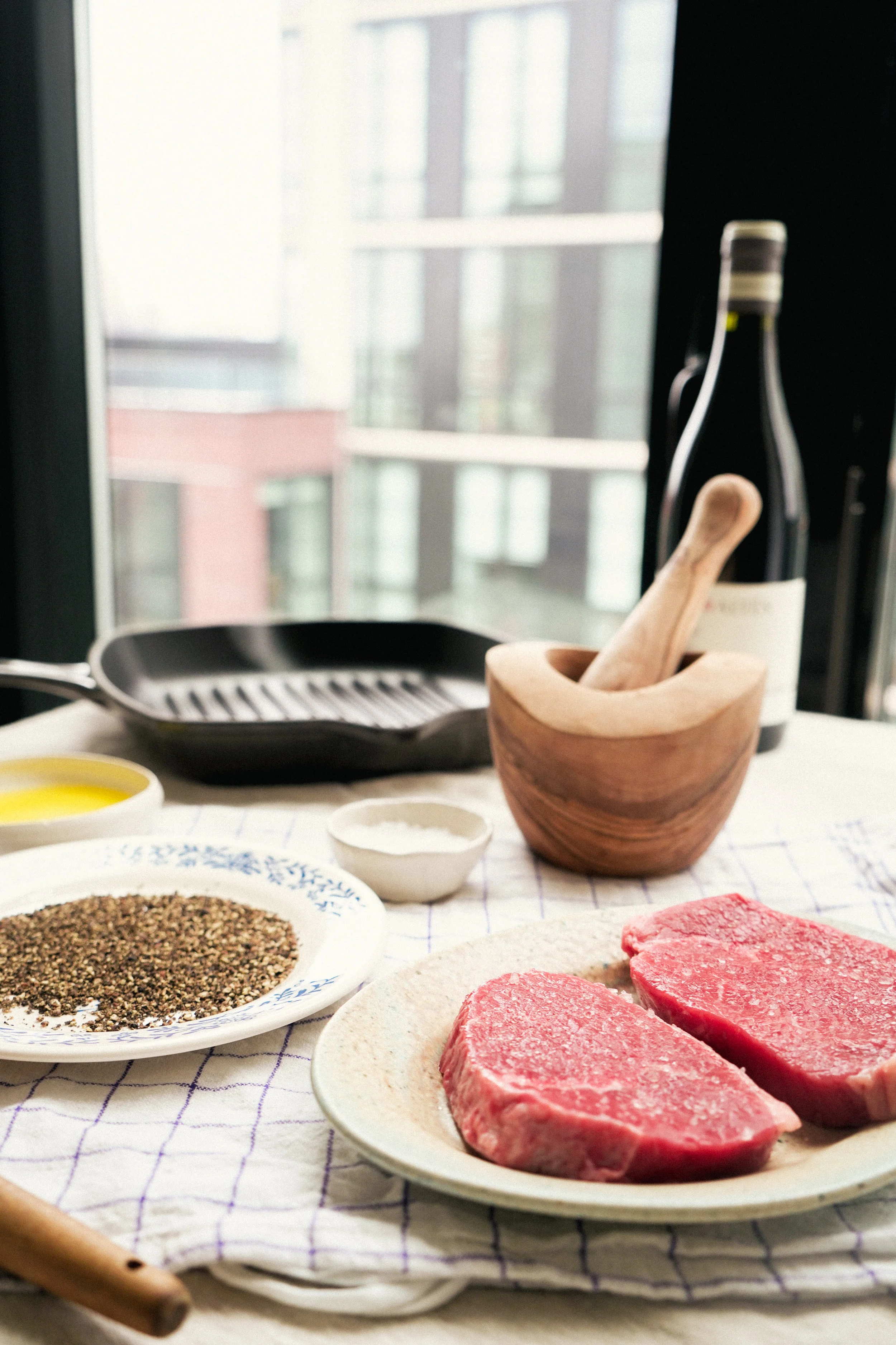 christinehan-dearsaturdays-peppercrustedsteak-1.jpg