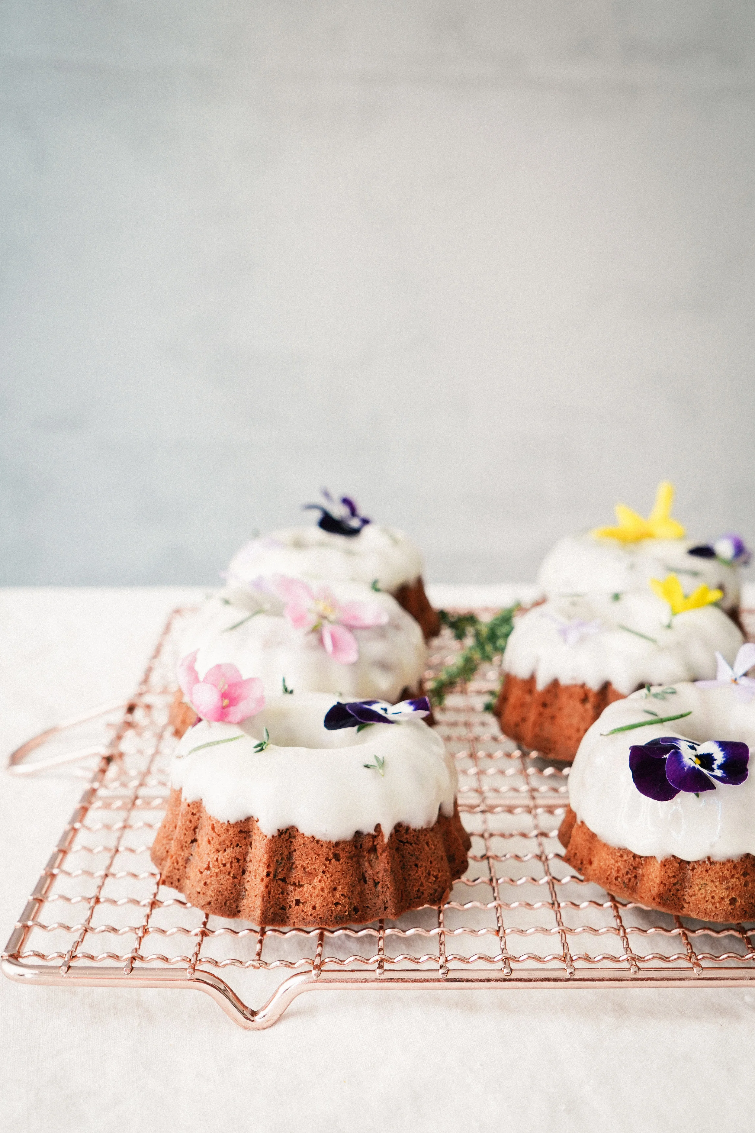 christinehan-dearsaturdays-carrotzucchiniflowercakes-10.jpg
