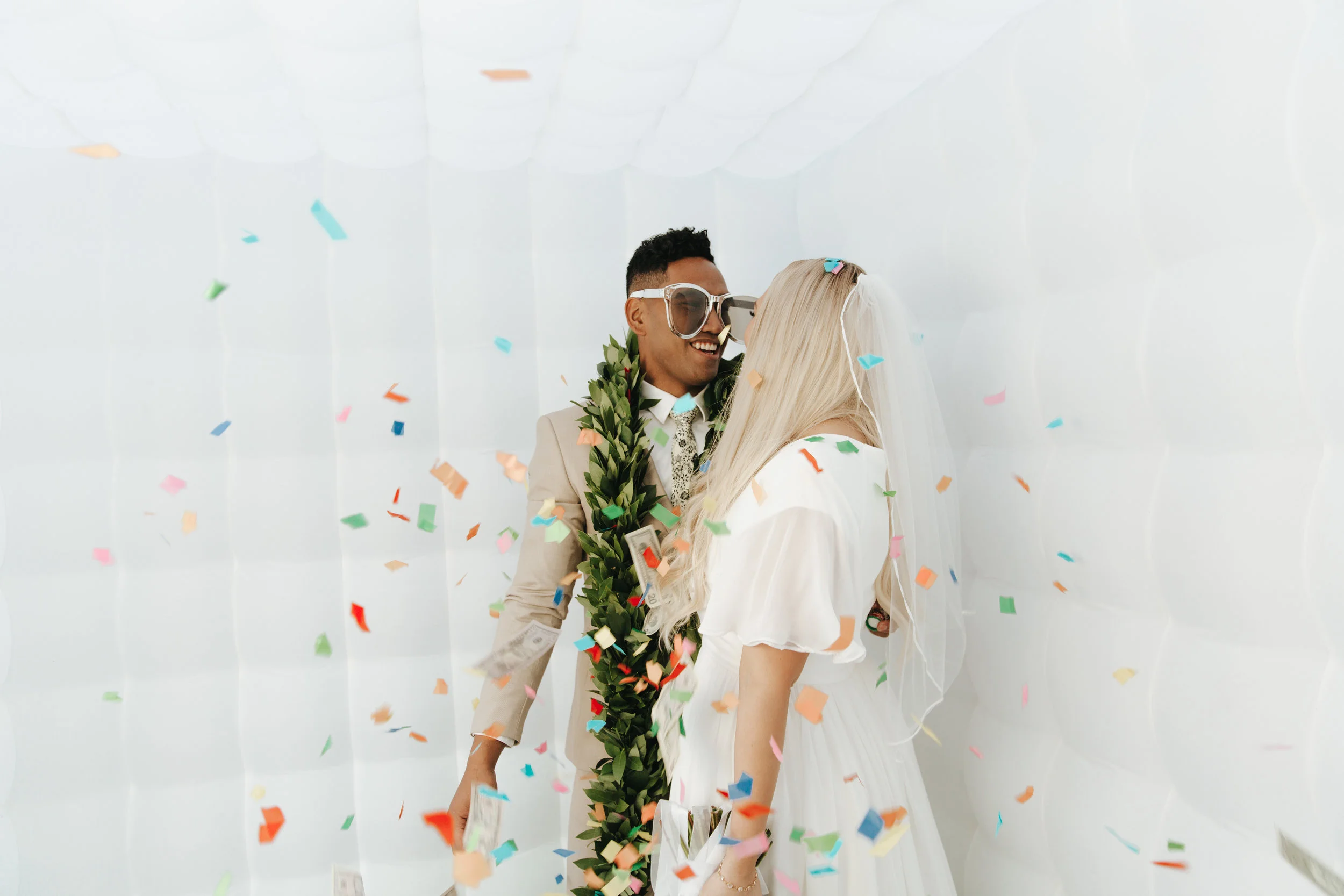 The Best Way to Write "Thank You" Cards After Your Wedding