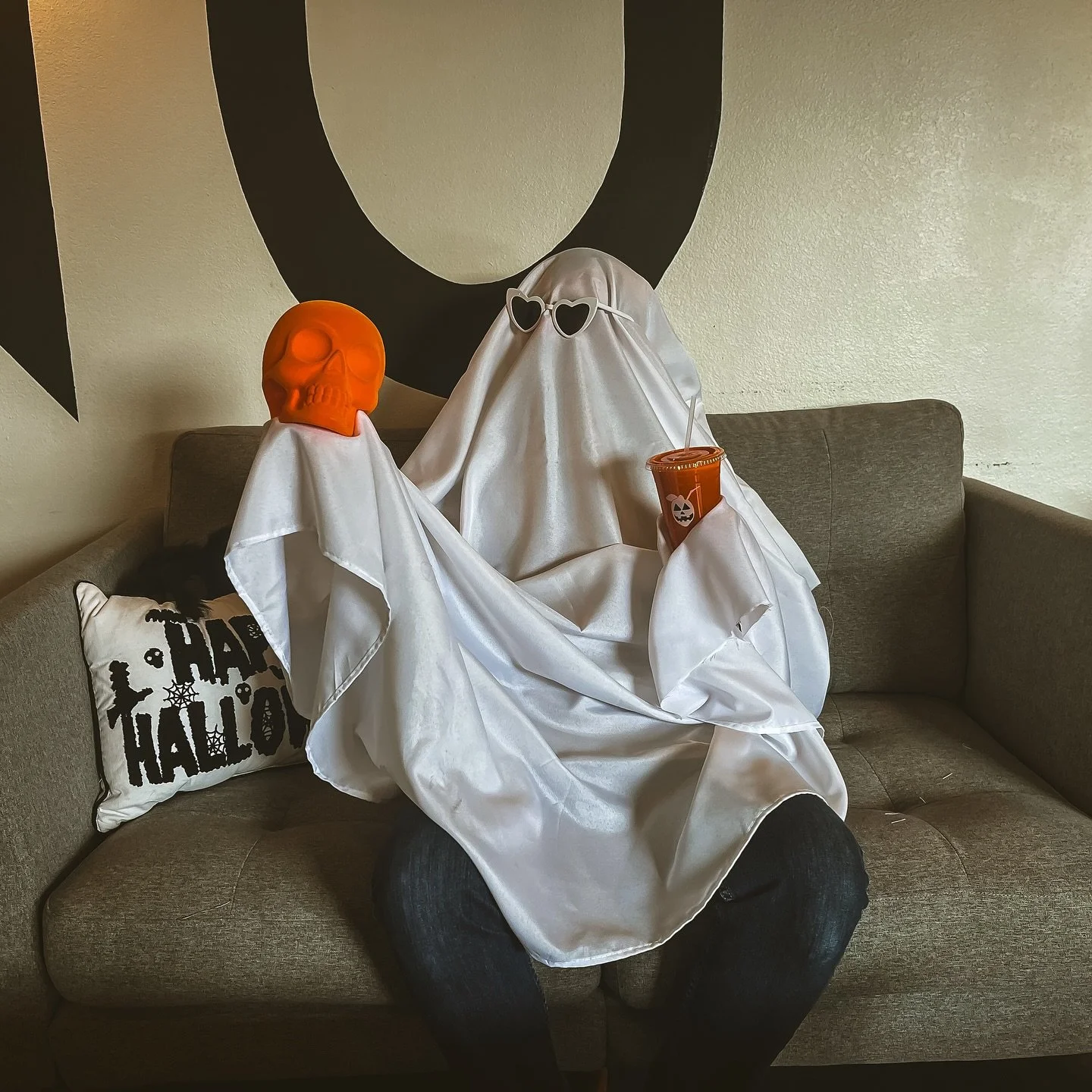 Caught a spirit sipping on something spooky!!! π»
Looks like even ghosts need their daily juice fix & this one’s got great taste (and even better shades)! π