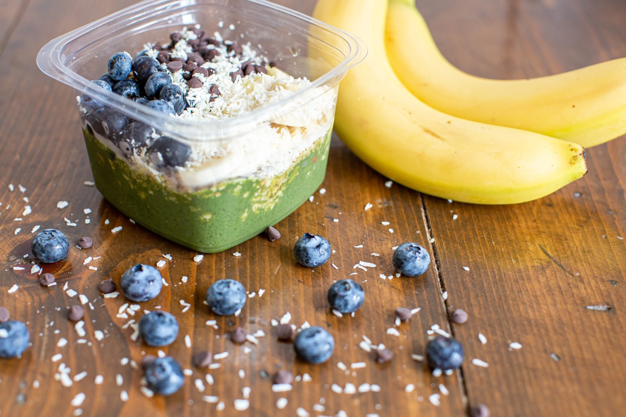 Greens&hellip; but make it delicious 🌿
Our Green Smoothie Bowl blends kale, spinach, a&ccedil;a&iacute;, strawberry, banana, mango, agave and almond mylk for a nutrient-packed treat that tastes like dessert.

#eatyourgreens #nutrientdense #smoothieb