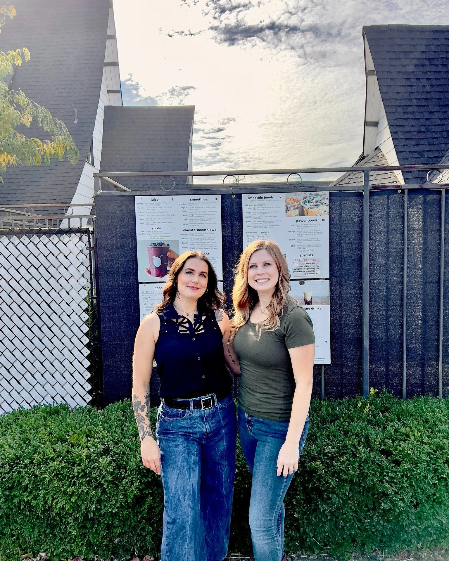 Today we celebrate the women who nourish, lead, create, and uplift - in our kitchens, in our community, and around the world. 🌎
From farmers growing our produce to the hands crafting your smoothies, to the moms, sisters, daughters, and friends who s