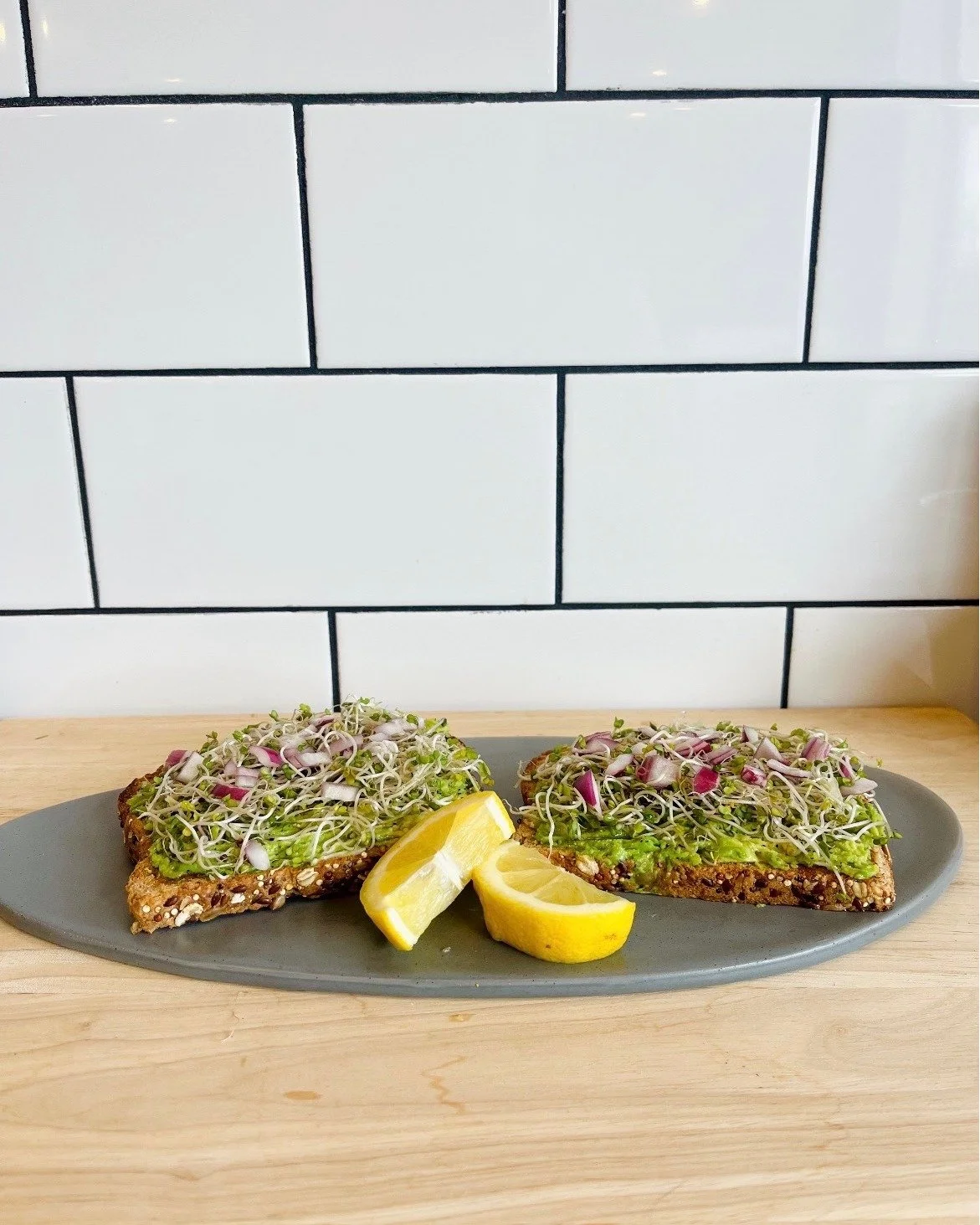 Celebrate St. Patrick&rsquo;s Day the NUYU way 🍀

Come by and soak up all the natural green goodness with us! Order ahead for pickup or on DoorDash and get your green fix wherever you&rsquo;re celebrating. ✨

#stpatricksday #eatyourgreens #nuyujuice