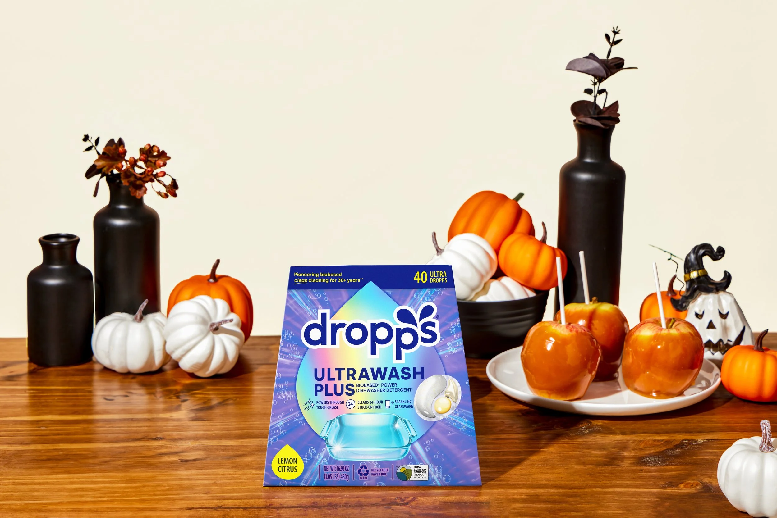 UltraWashPlus_Halloween_pumpkins_fall_apples.jpg