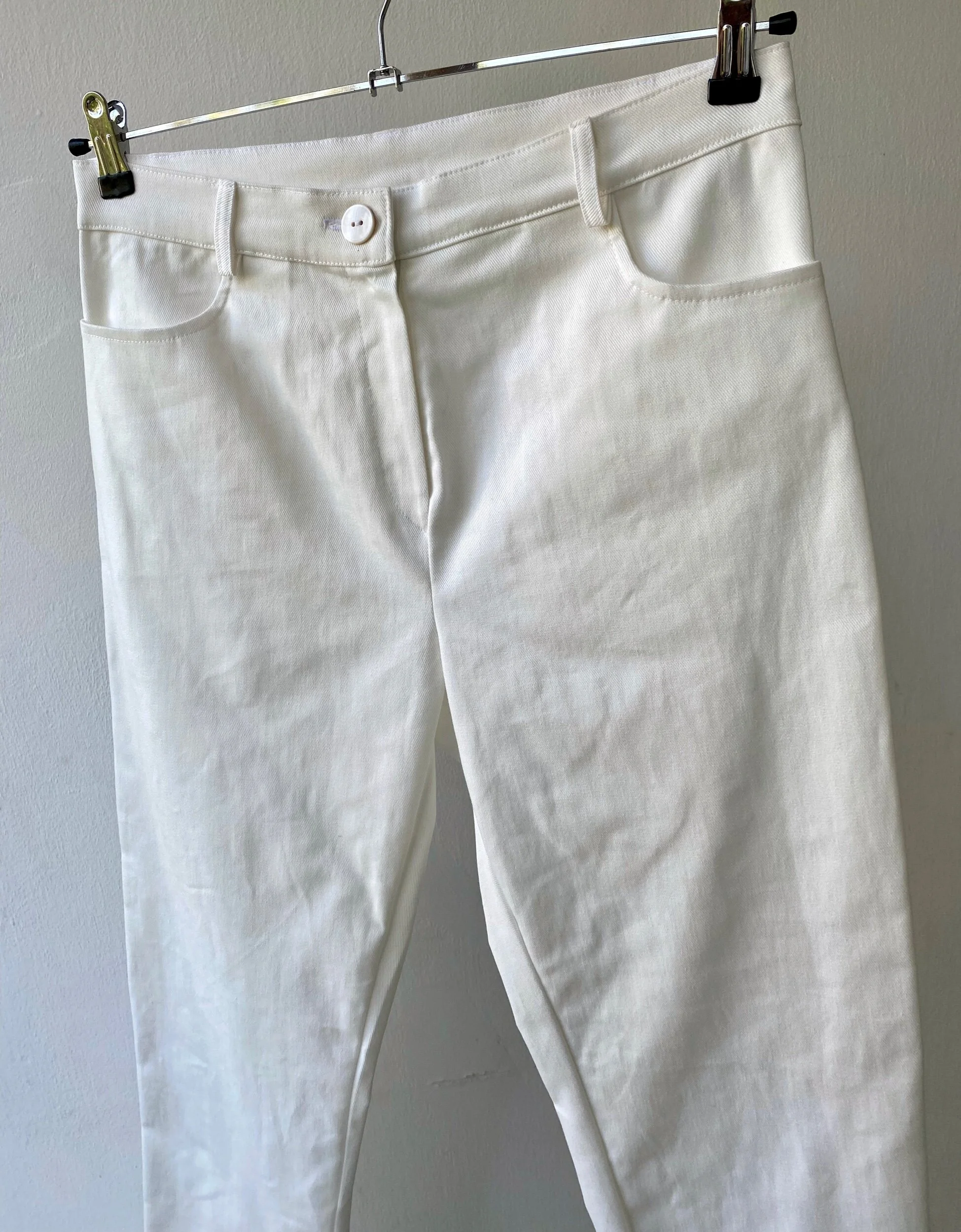 9DCF8122-BF1B-4BF4-96CB-48A6B009747D