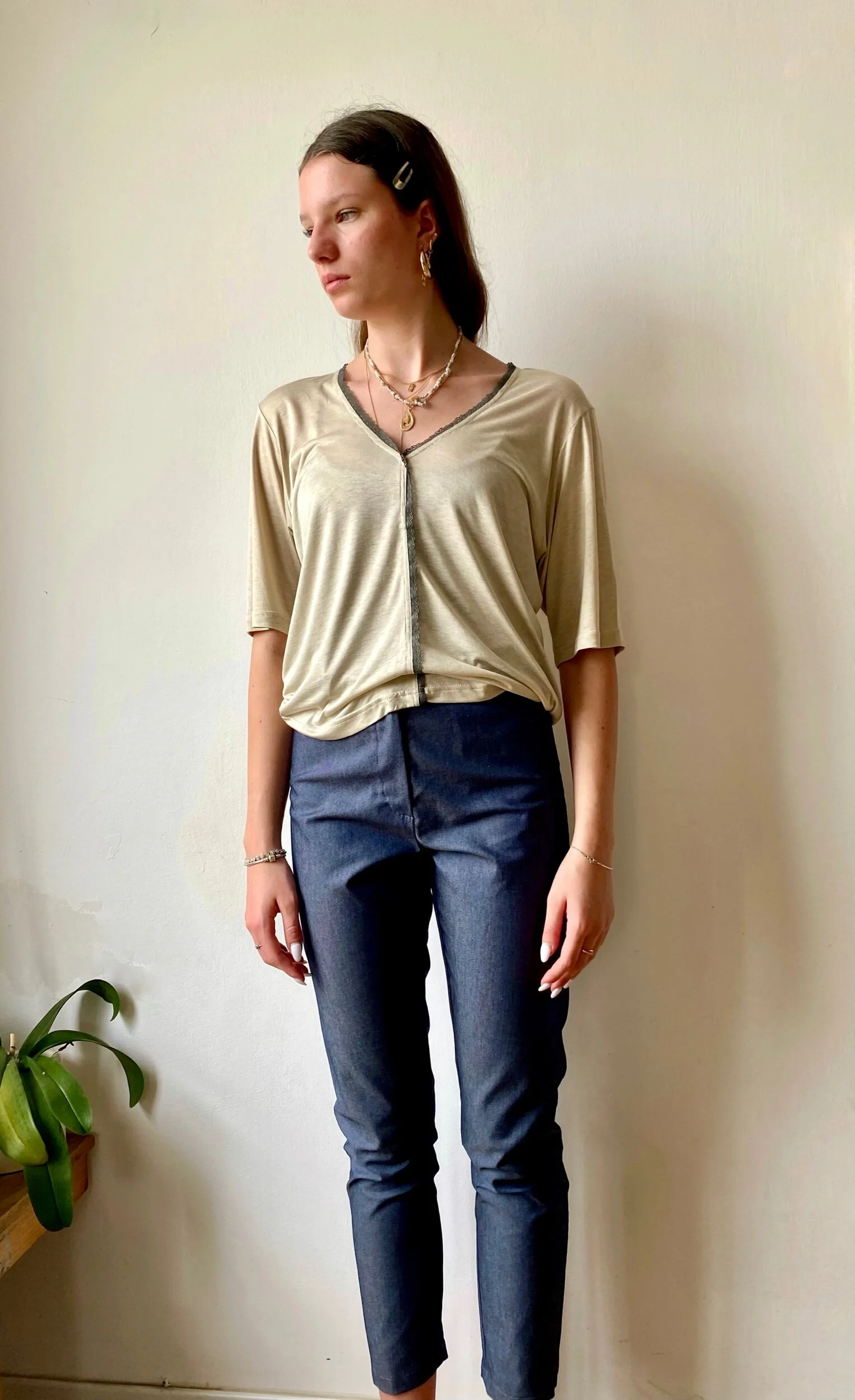 AA481369-98BD-49E8-985E-FFB53813ECDA