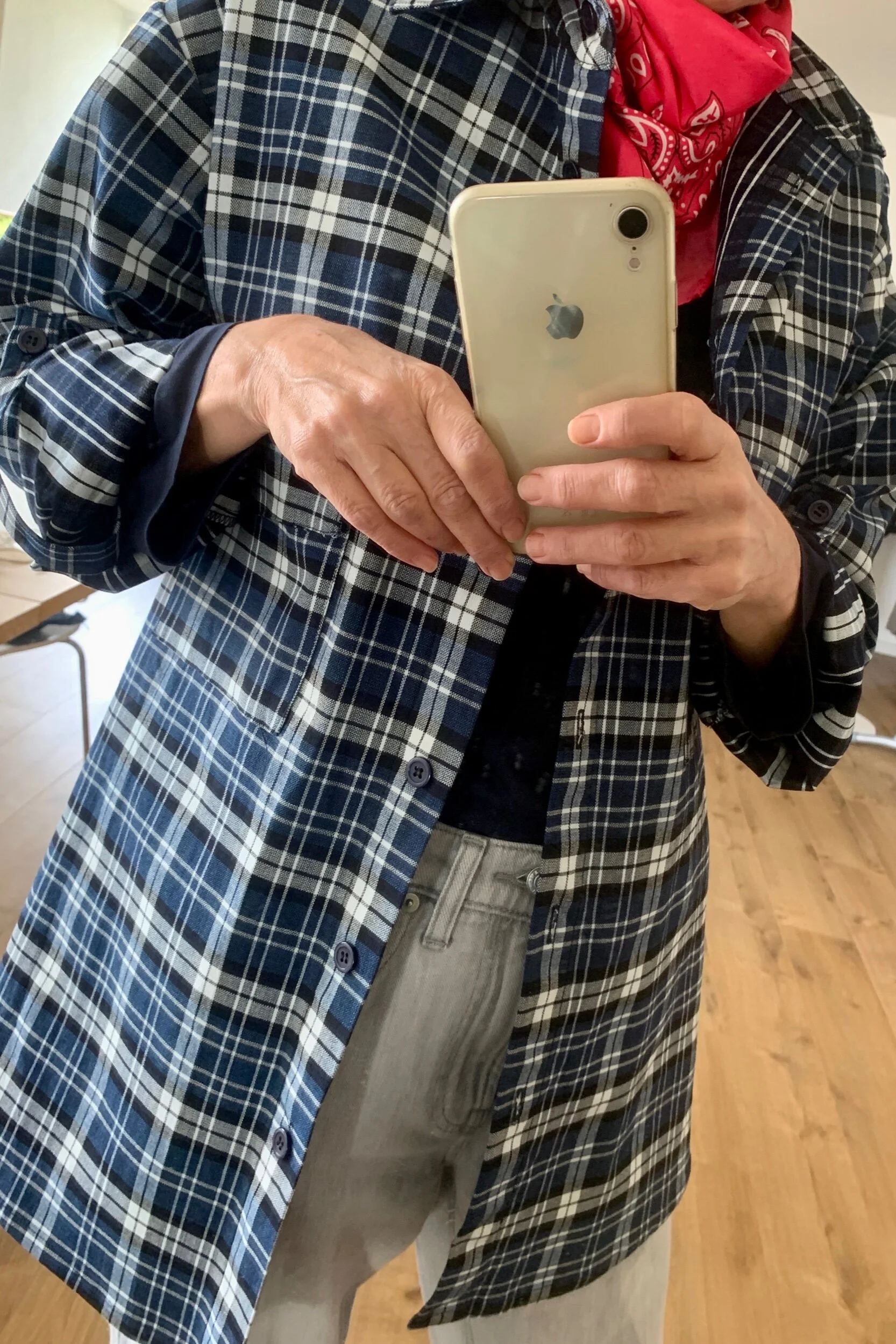 81AAB88F-FC31-4150-BED2-AD6925888993