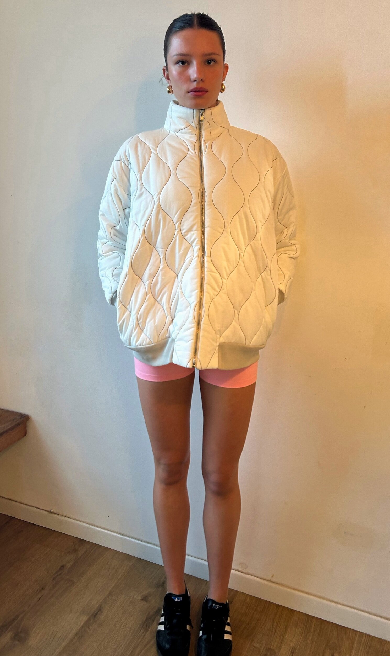 5EFD8BE8-6981-4C72-8A56-8C7A9B73F7FD