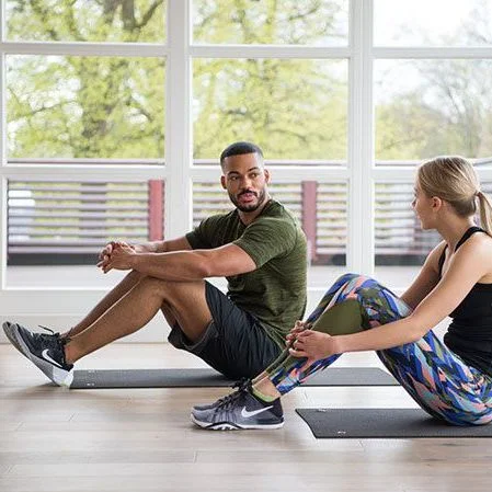 personal-training-uebung-matte-bauchworkout.jpg