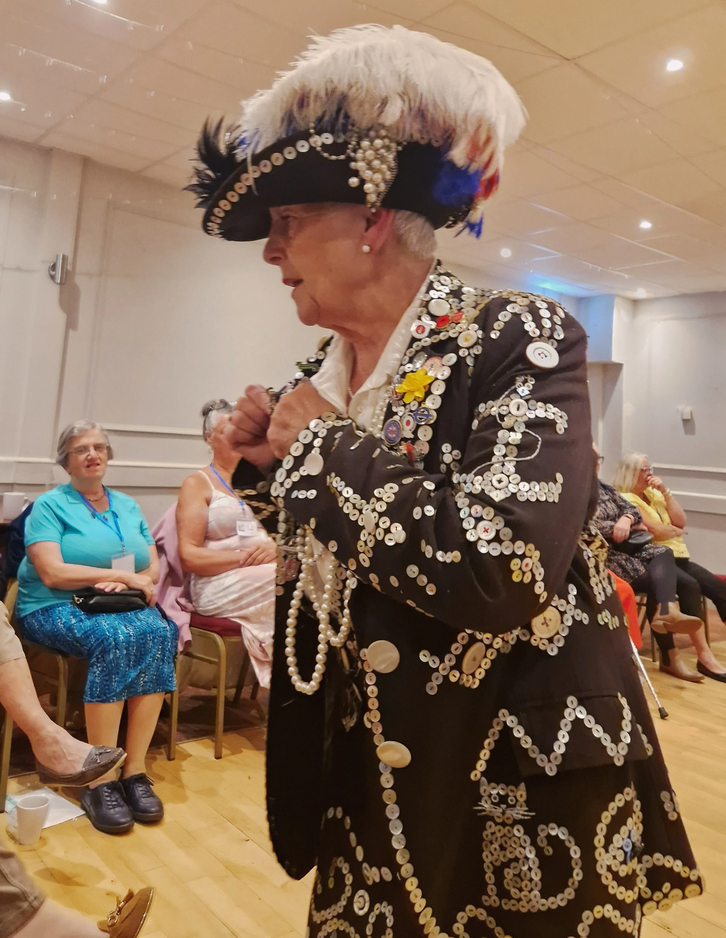 Pearly Queen 4.jpg