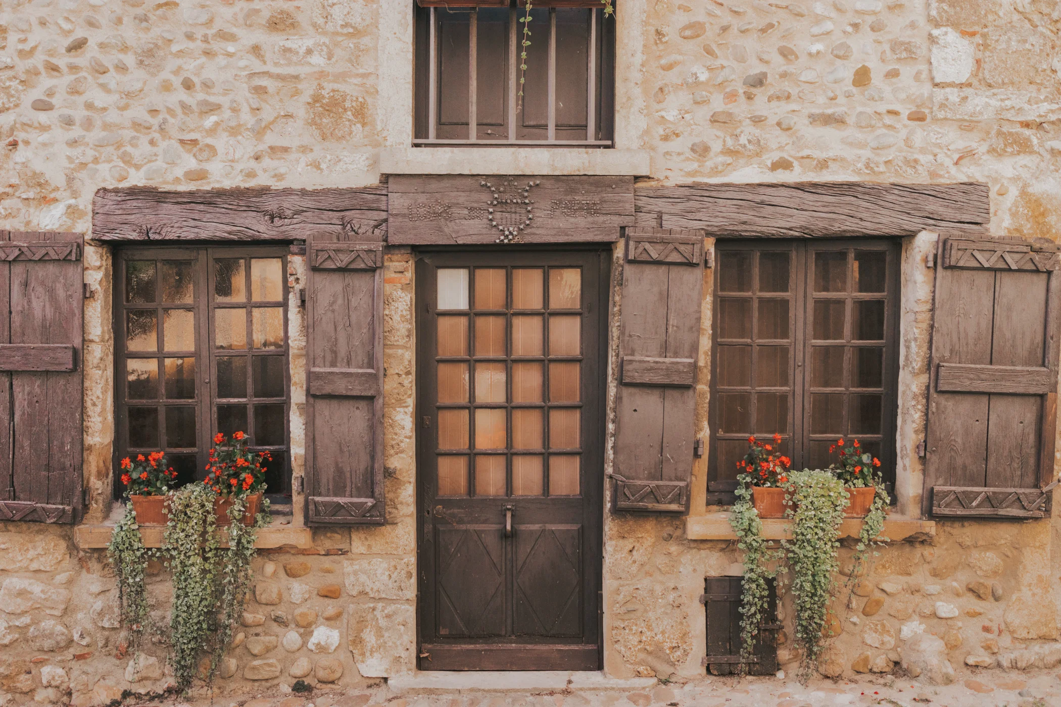 Travel Guide To Perouges France - Easy Day Trip From Lyon | In Between ...