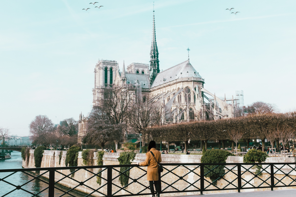 7 Reasons Why You Should Visit Paris in December | In Between Pictures