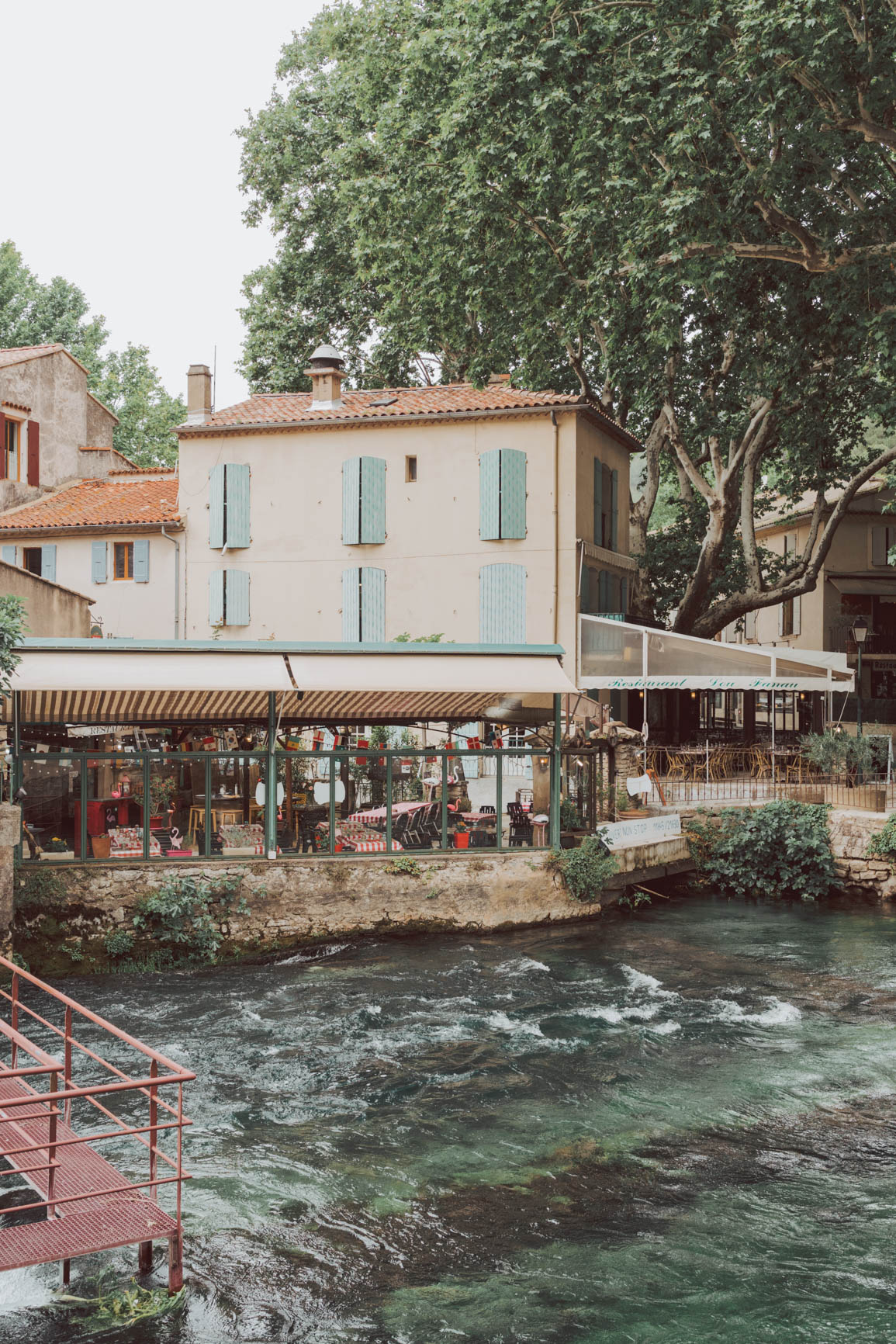 Fontaine de Vaucluse Provence Itinerary 