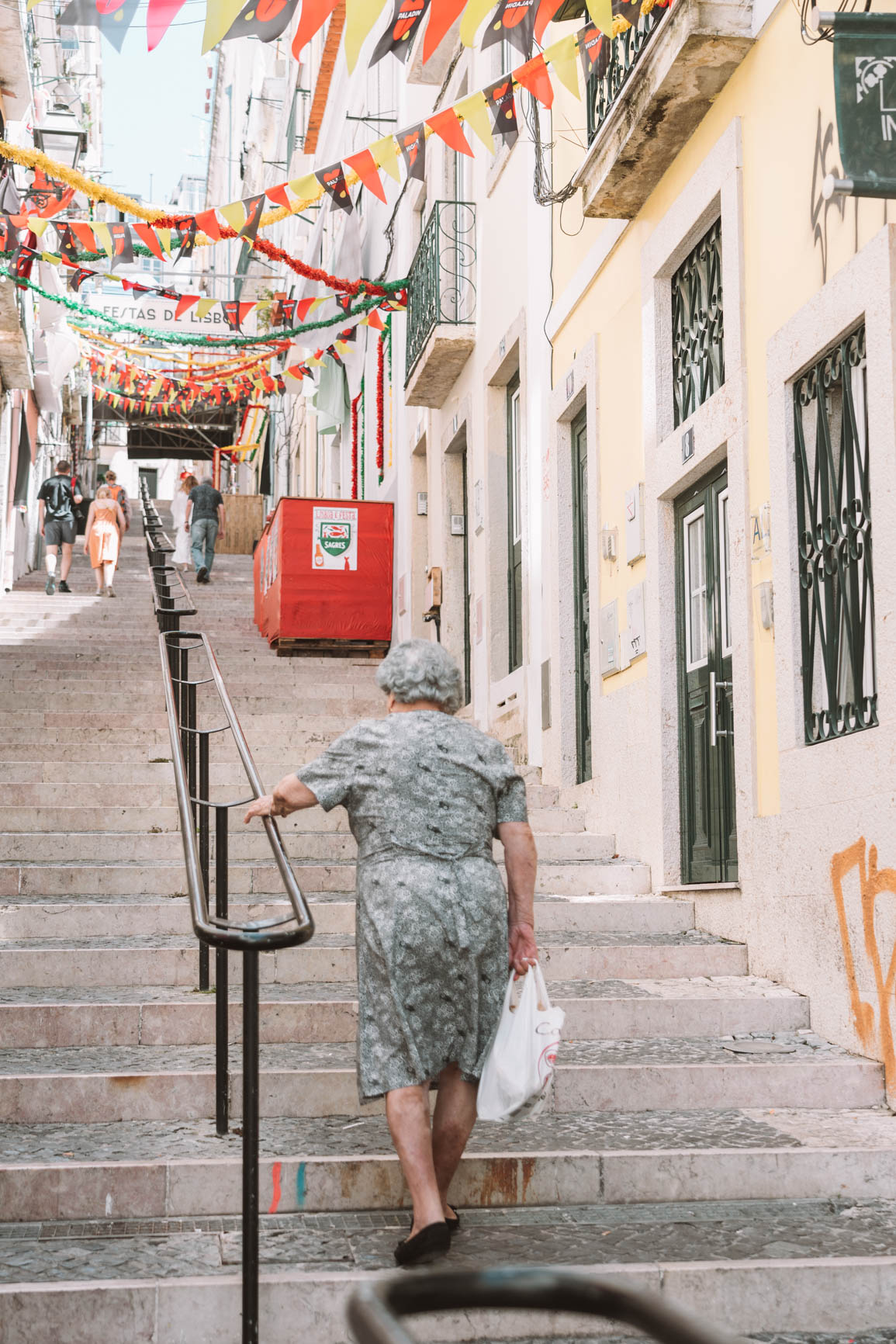 2 -3 Days Itinerary in Lisbon Portugal - Everything you need to know including where to eat, where to stay, and fun things to do in #Lisbon #Portugal