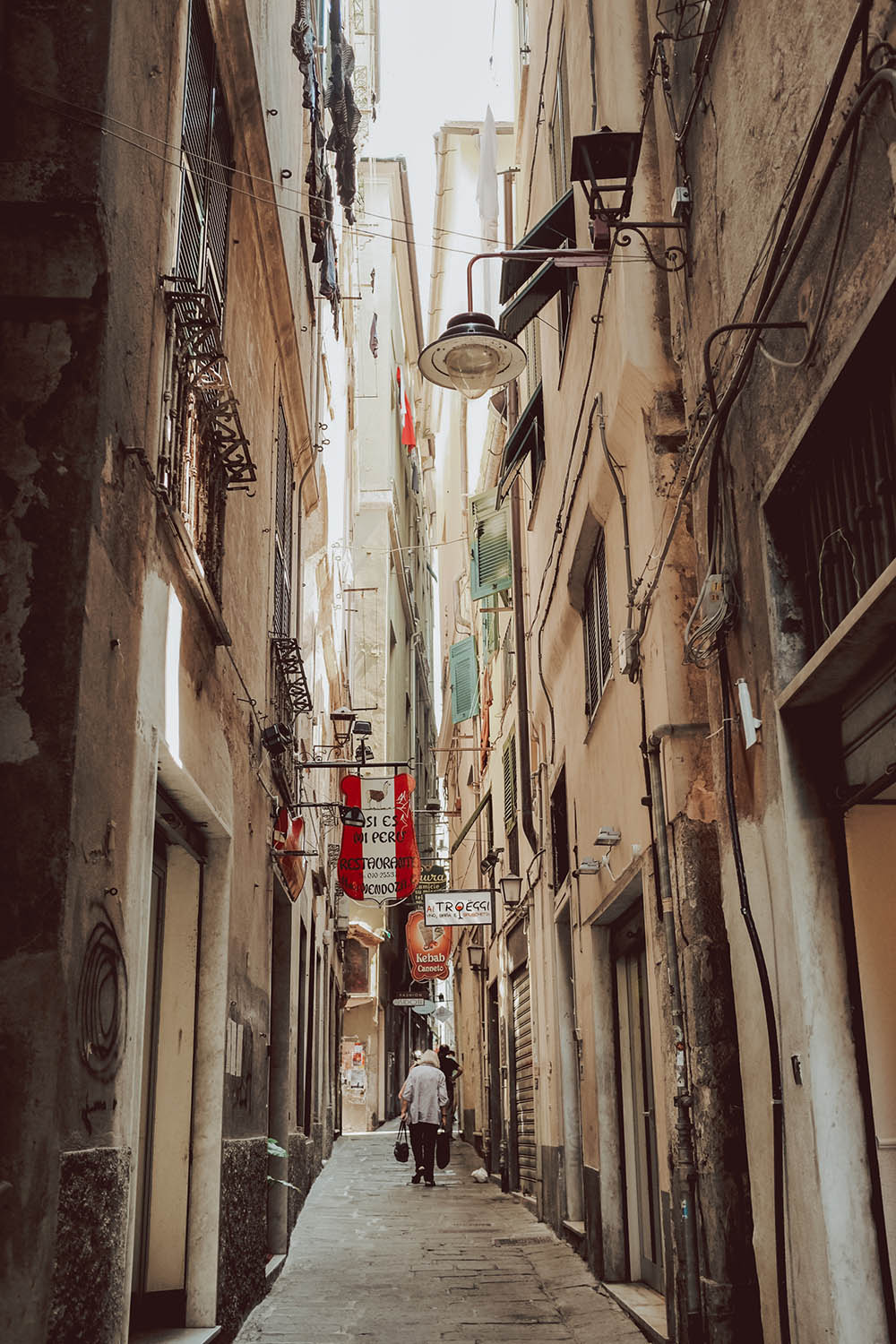 Fun things to do in Genoa - Stroll Via Garibaldi #Italy #Europe