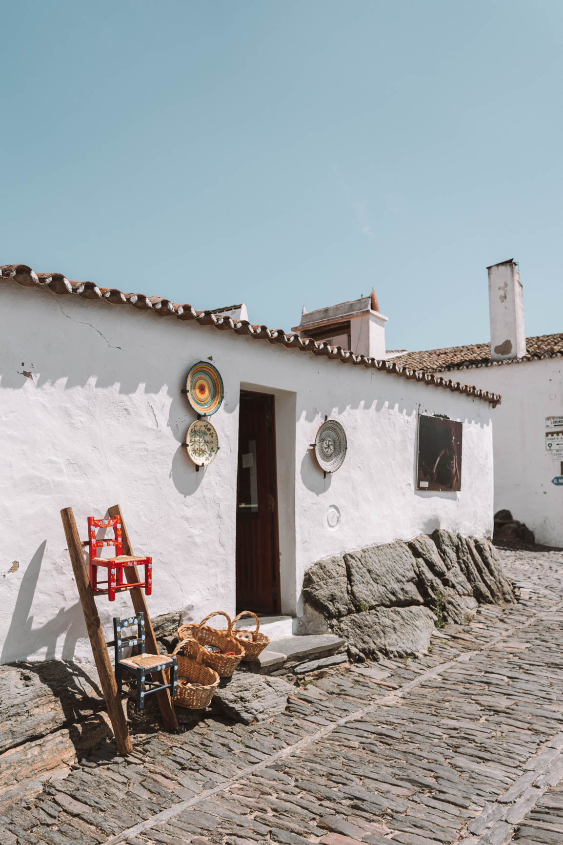 Monsaraz Village Alentejo - Exploring Portugal on a road trip #Europe #Portugal