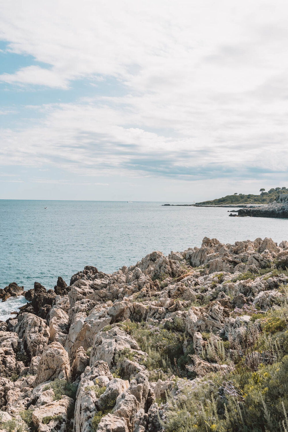 Things to do in Antibes France On a Day Trip - Antibes Beaches nature, Antibes Photo, Le Sentier du Littoral, Cap d'Antibes