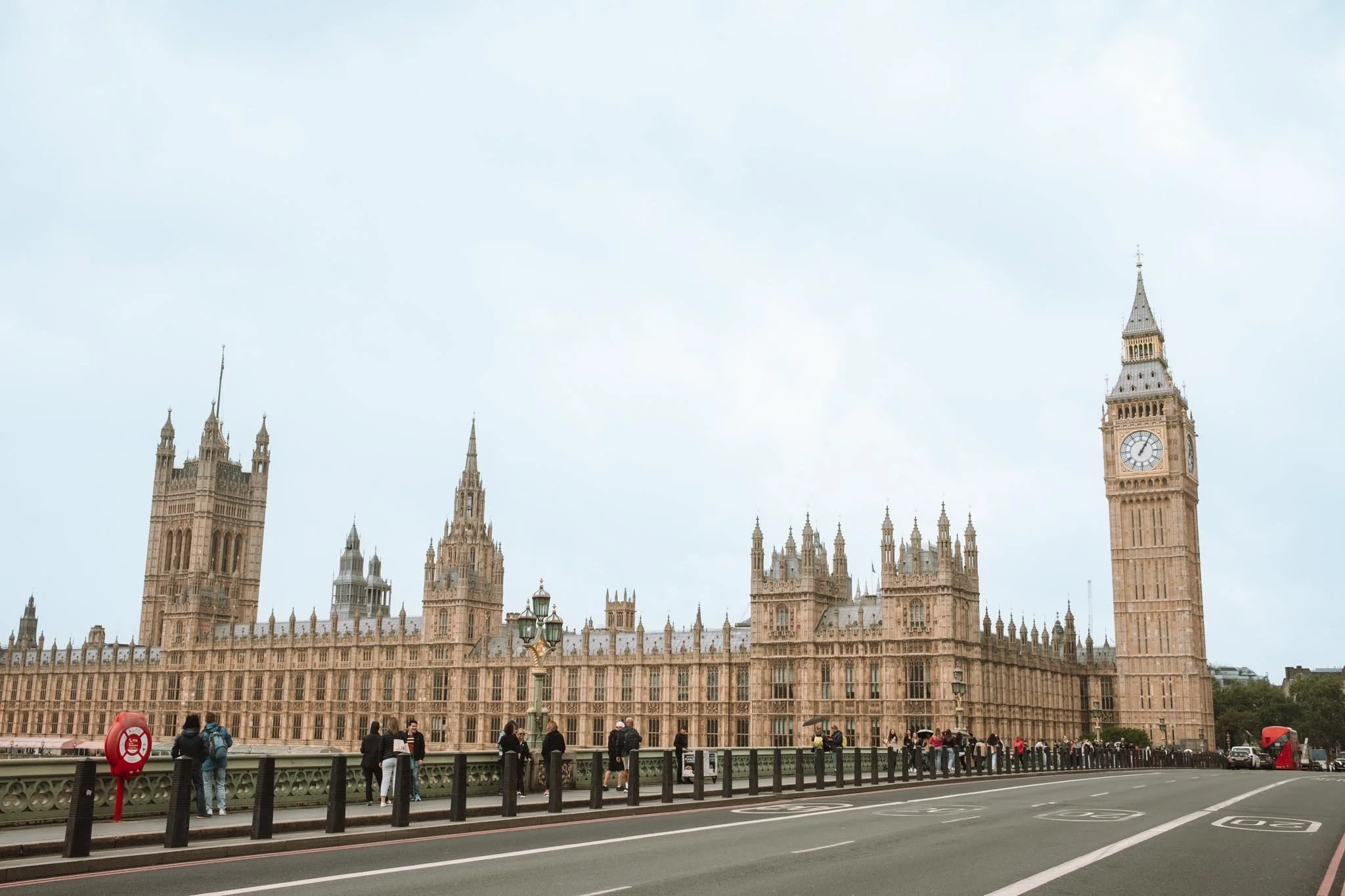 London Travel Guide: First-Time + Hidden Gems (2026)