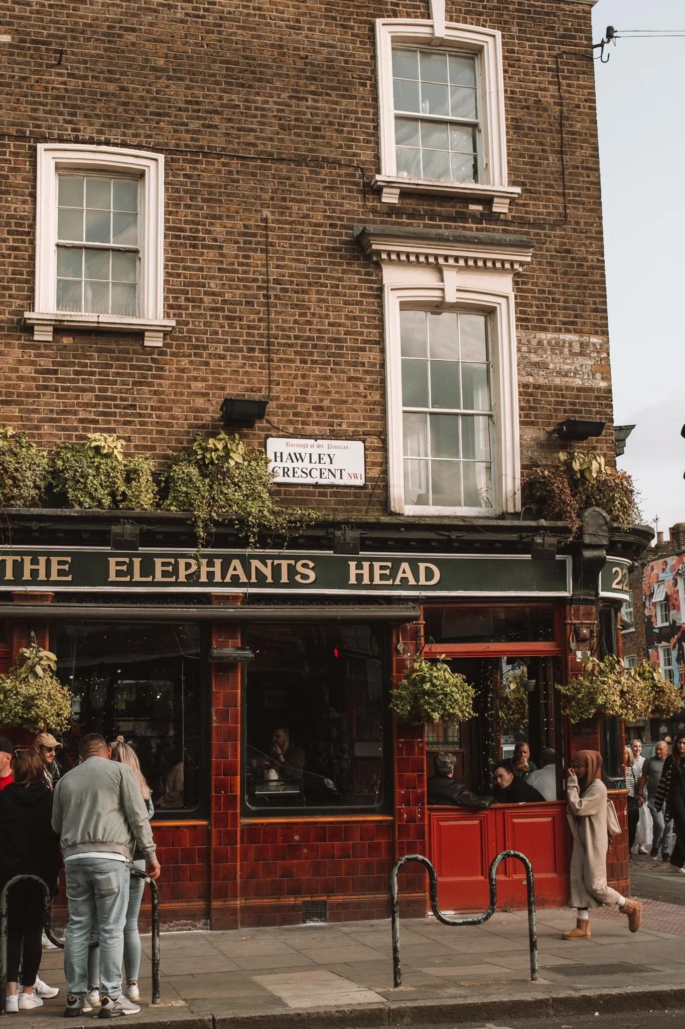 London Pub
