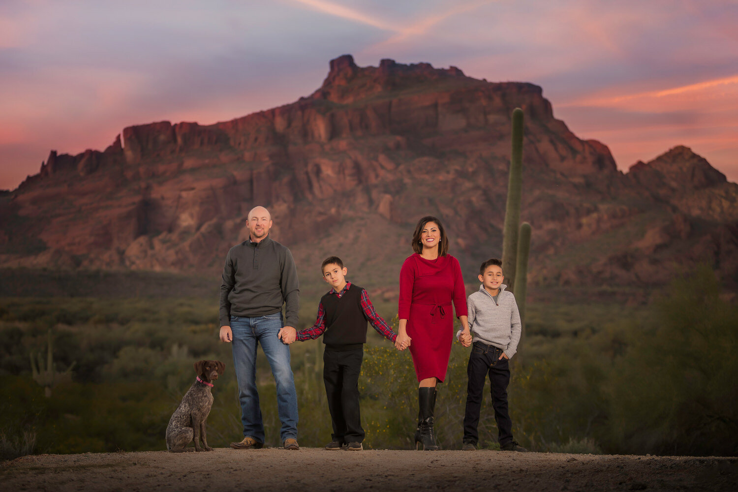 Desert-Mountain-family-outdoot-portrait-1.jpg