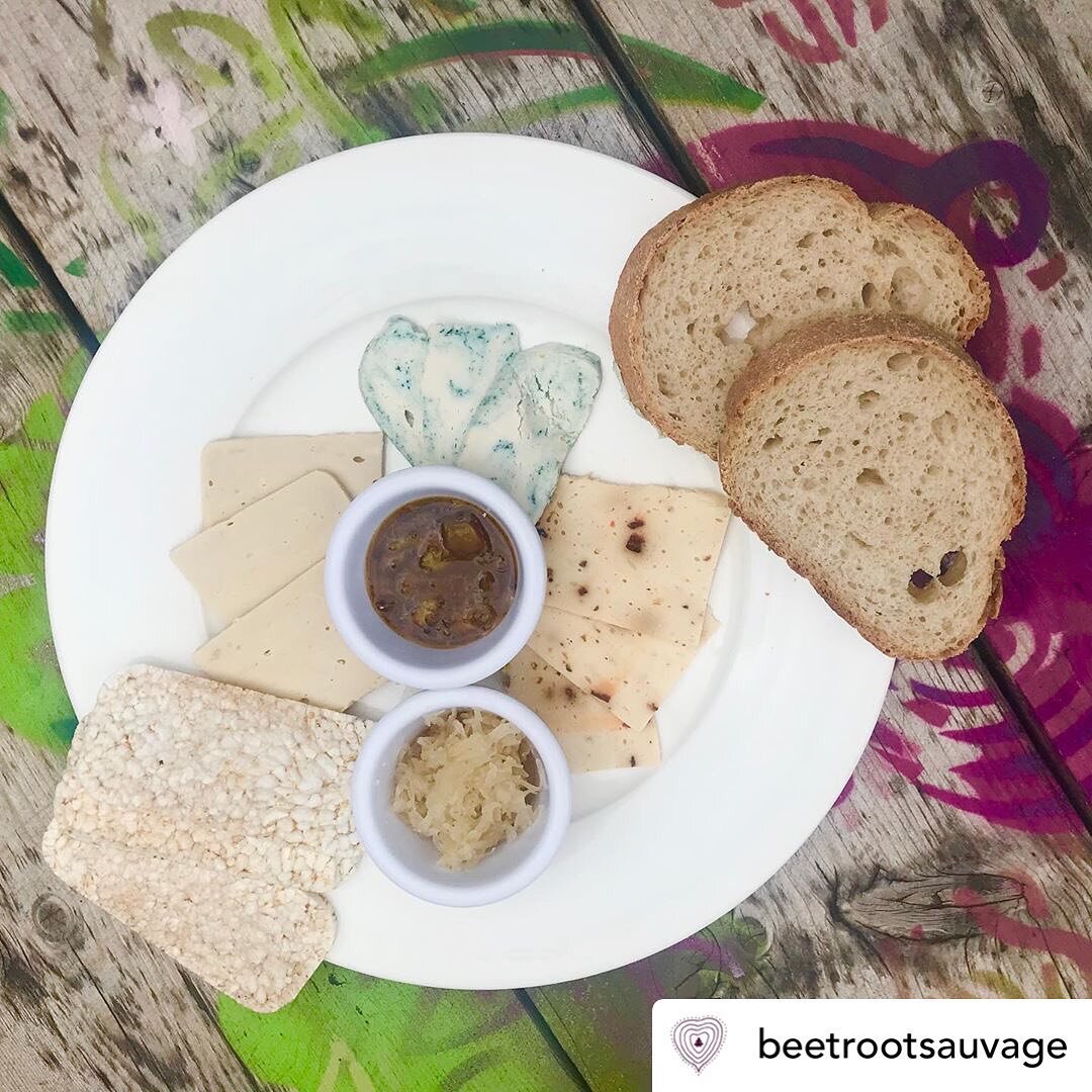 @earthyvegancheese cheese platters available at @beetrootsauvage all weekend.
It&rsquo;s going to be a good one!
.

Posted @withregram &bull; @beetrootsauvage 🧀Cheese platters are back this weekend... until we run out!
Artisan vegan cheeses made by 