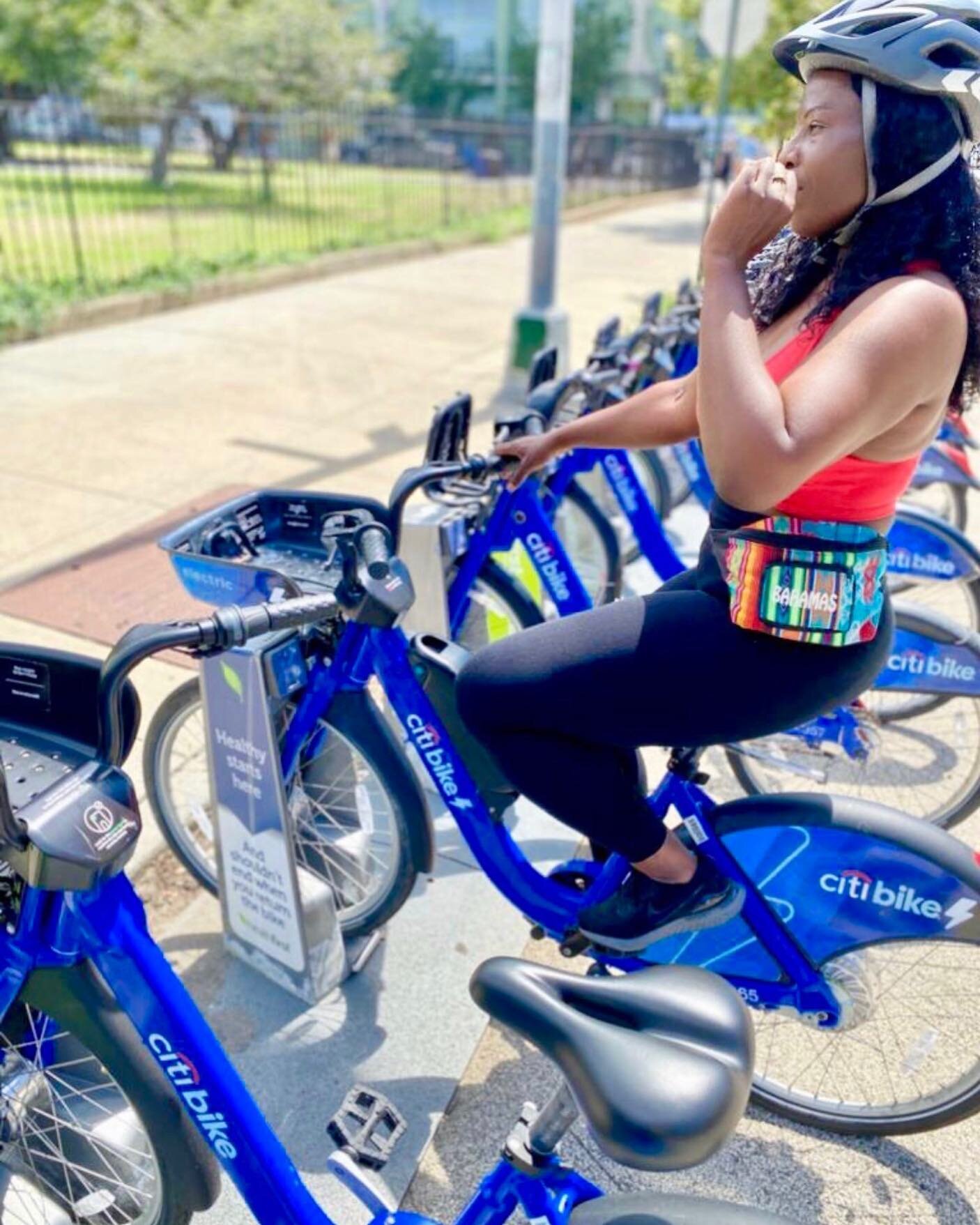 #ad I love that @citibike provides a fun way to travel through the city. Don't miss out on this great opportunity to join the FIRST RIDE FREE event from @citibike and @healthfirstny before it ends! Don&rsquo;t forget to wear a helmet! #HealthfirstNY 